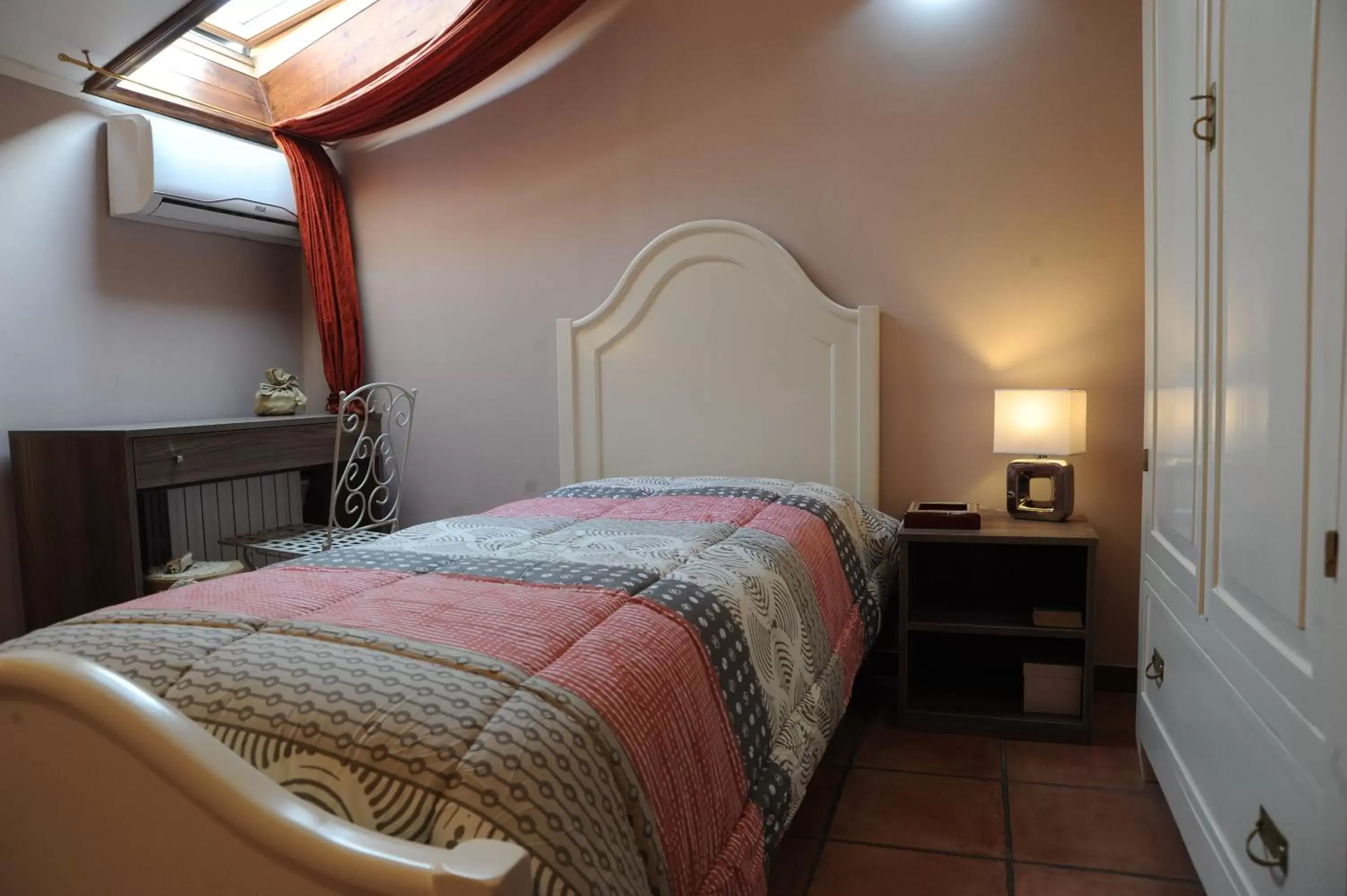 Bed in RESIDENZA D'ORIA B&B