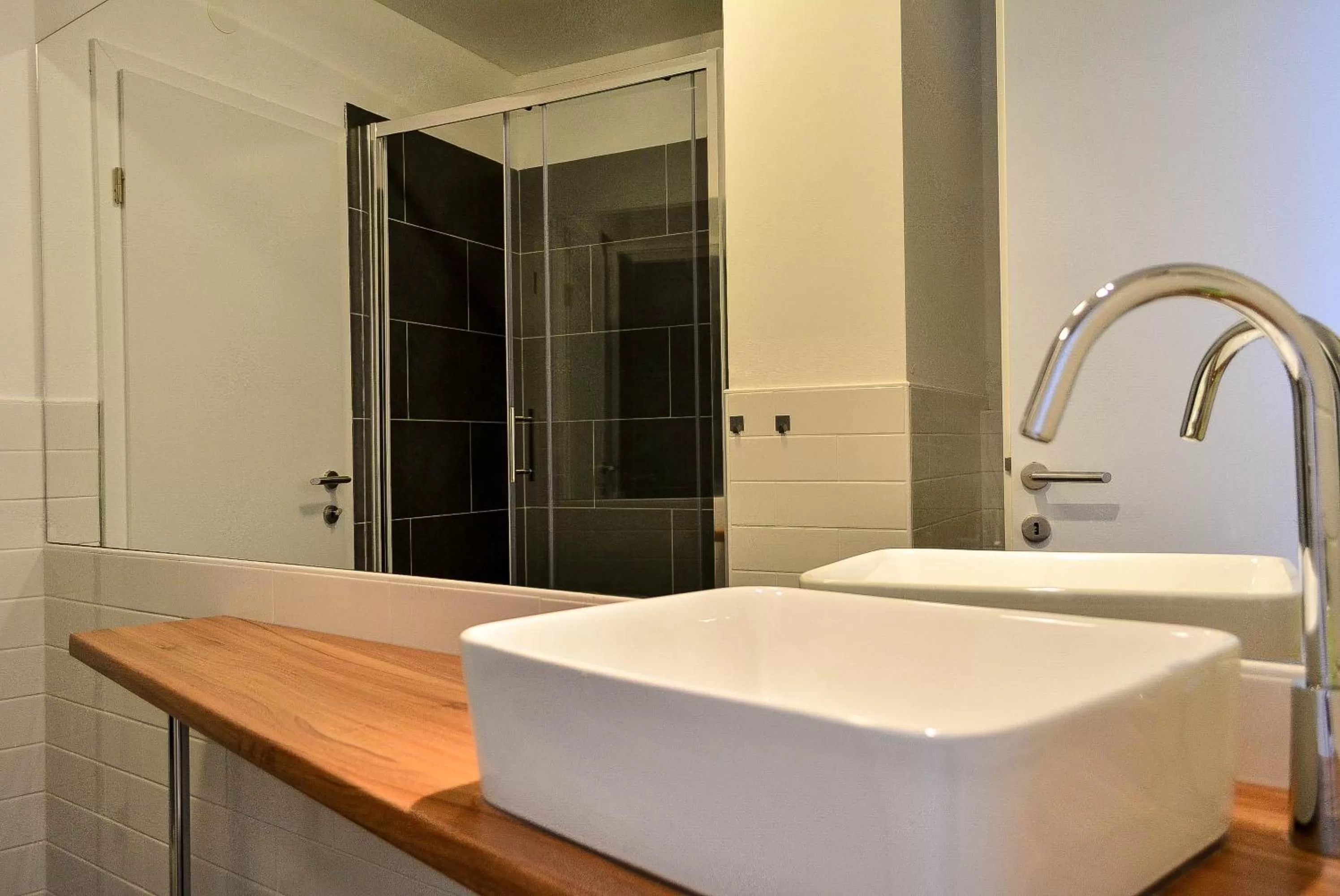 Bathroom in Golden B&B