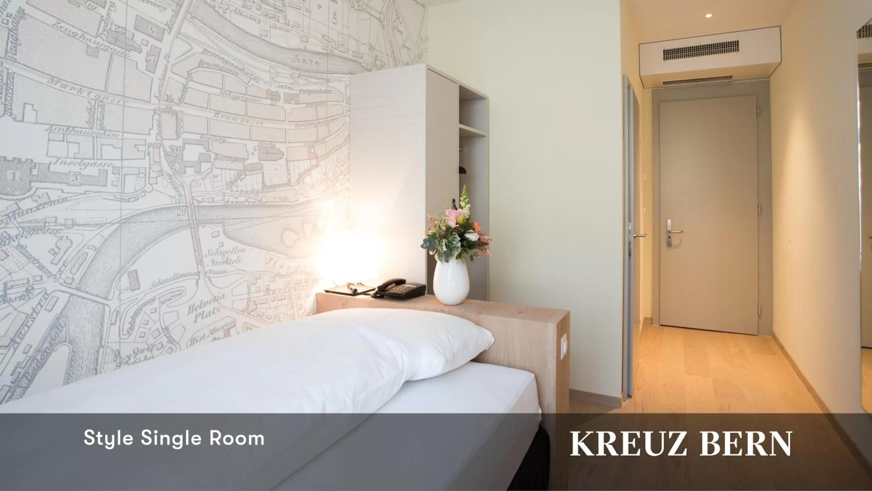 Photo of the whole room, Bed in Kreuz Bern Modern City Hotel