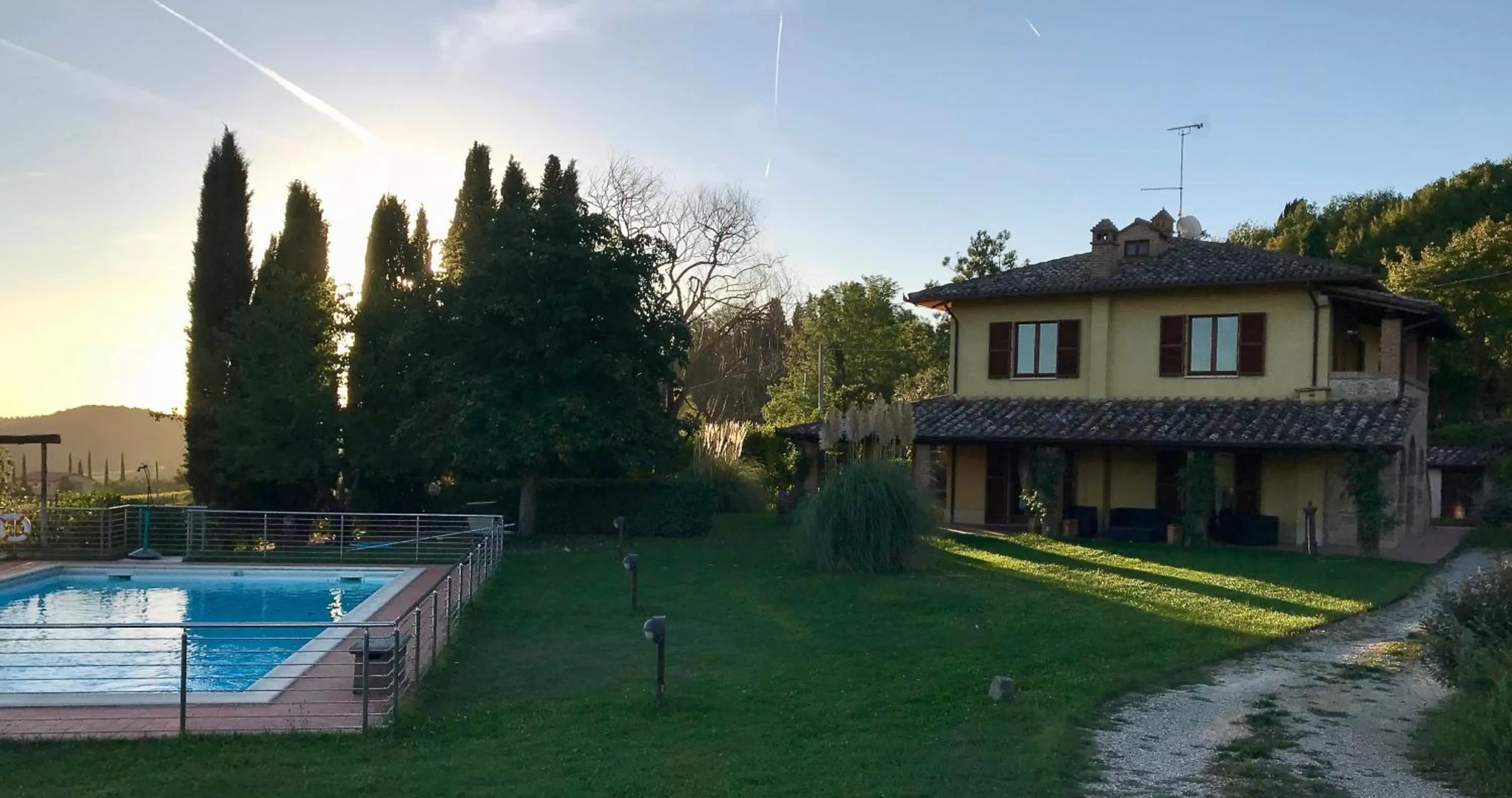 Swimming pool, Property Building in The Grapevine by MANVI