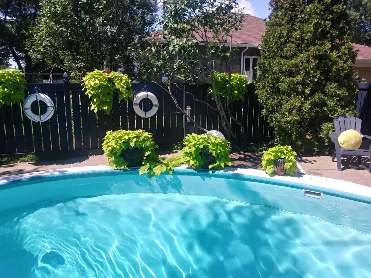 Swimming Pool in Gîte Chez Baza