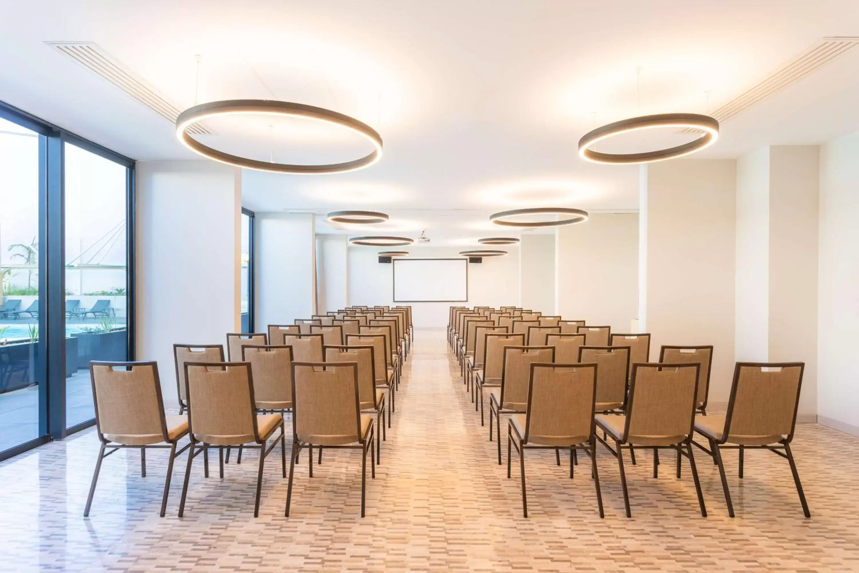 Meeting/conference room in Radisson Hotel Saint Denis, La Reunion