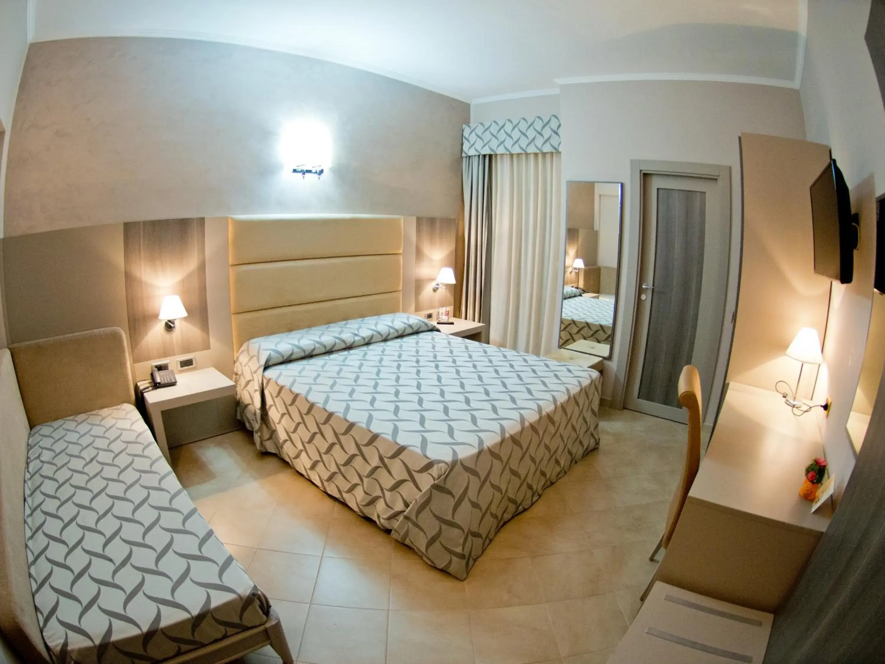 Bedroom, Bed in Hotel Niagara