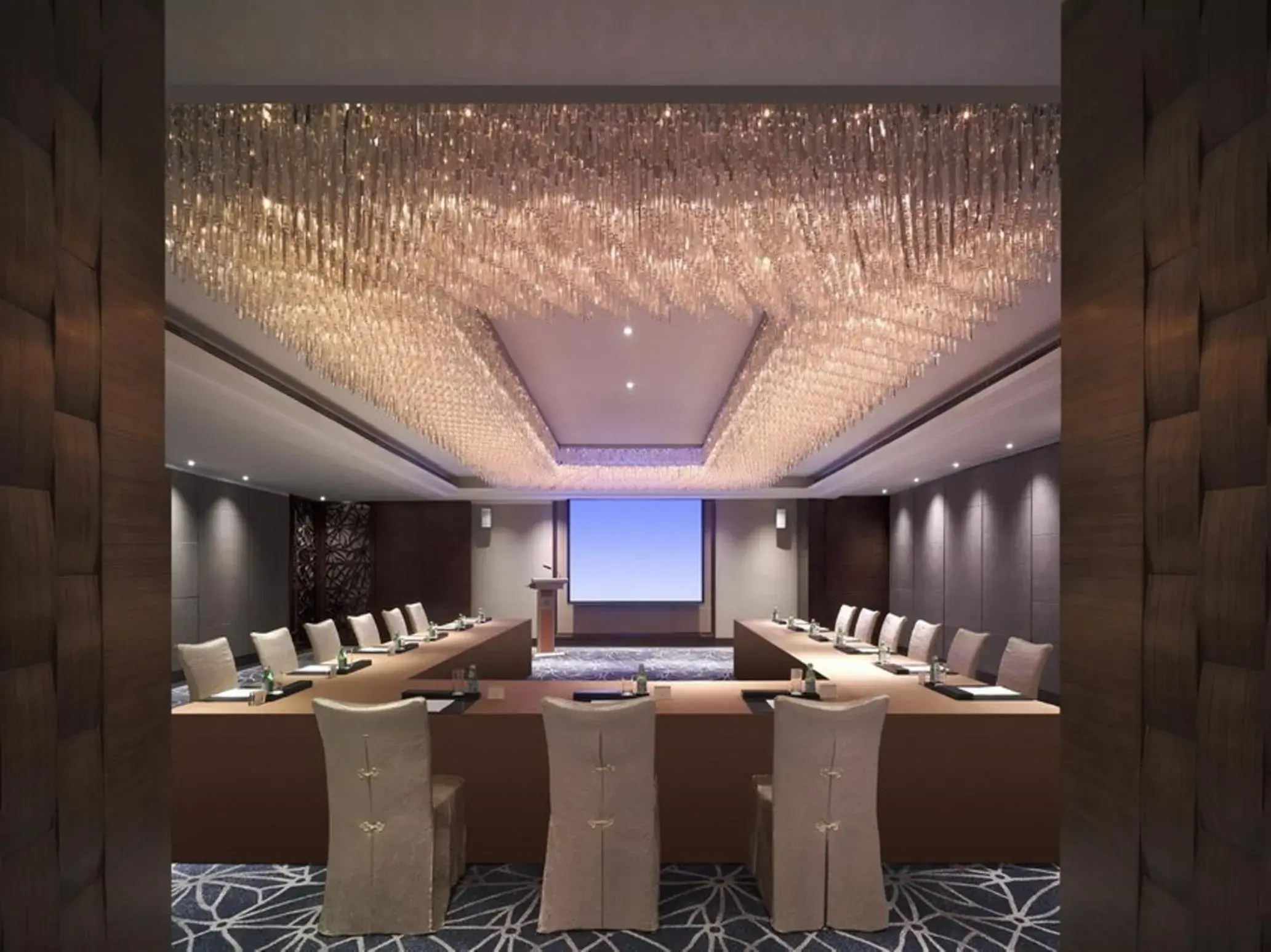 Business facilities in China World Hotel, Beijing