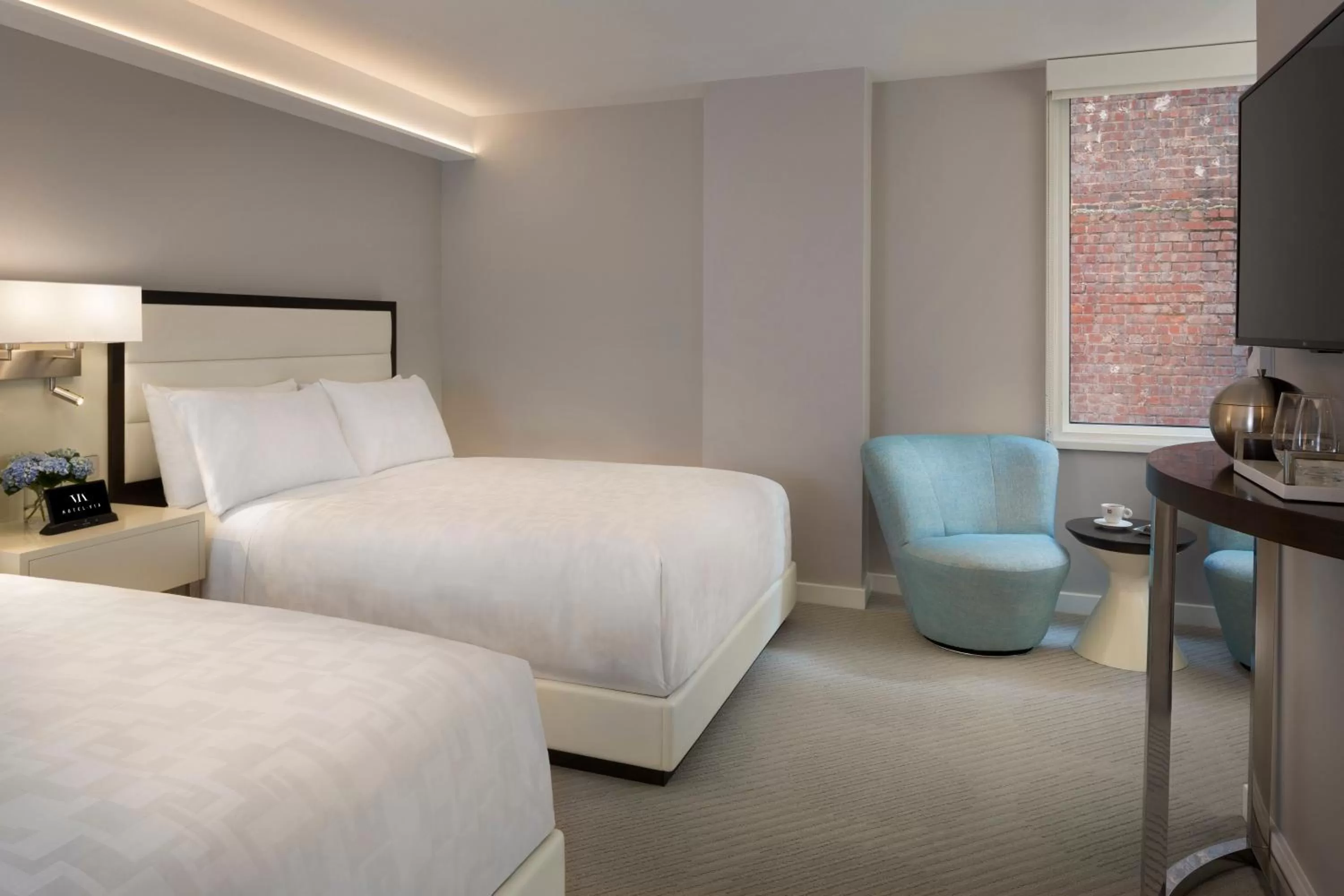 TV and multimedia, Bed in Hotel Via