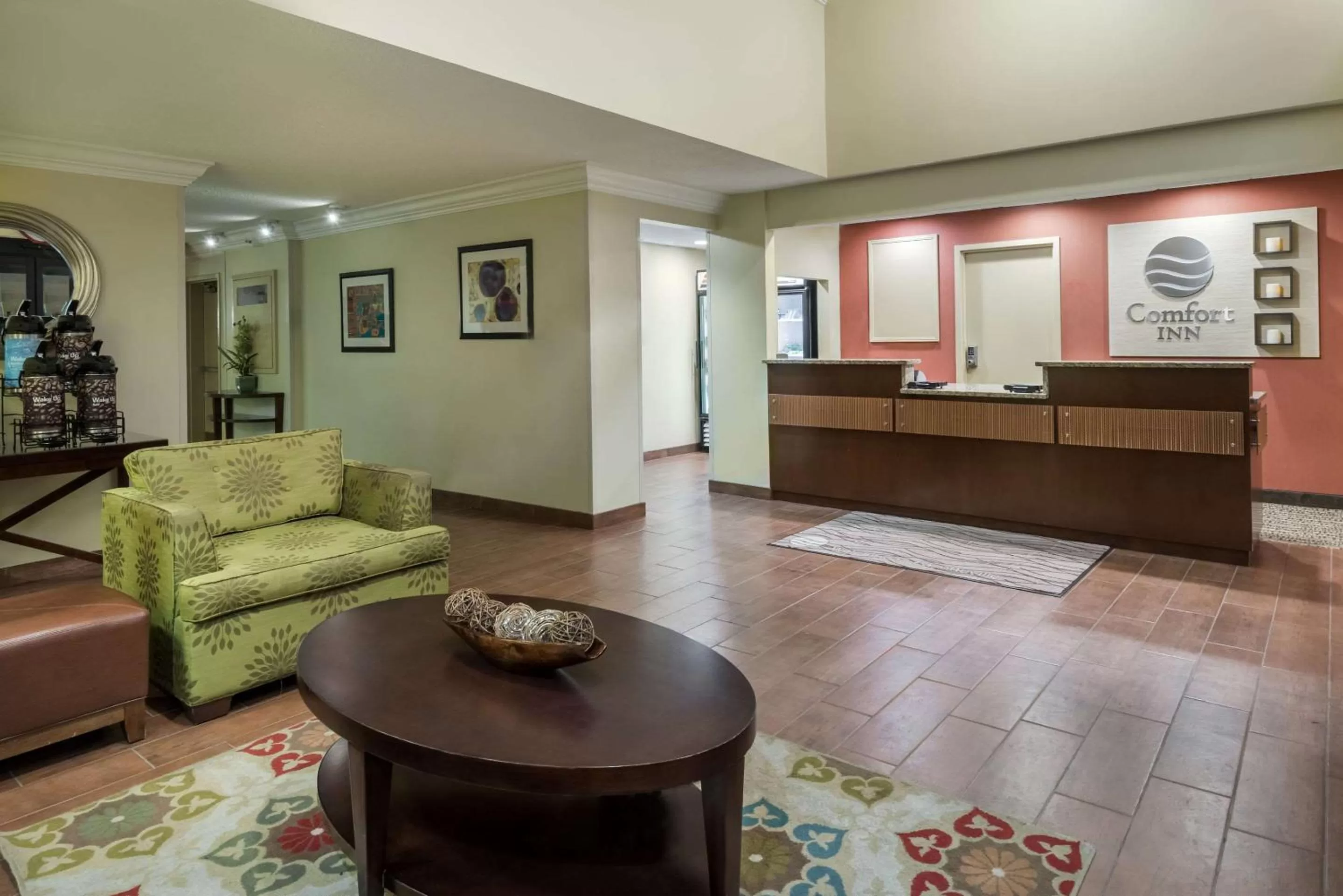 Lobby or reception in Comfort Inn Fayetteville near Fort Bragg
