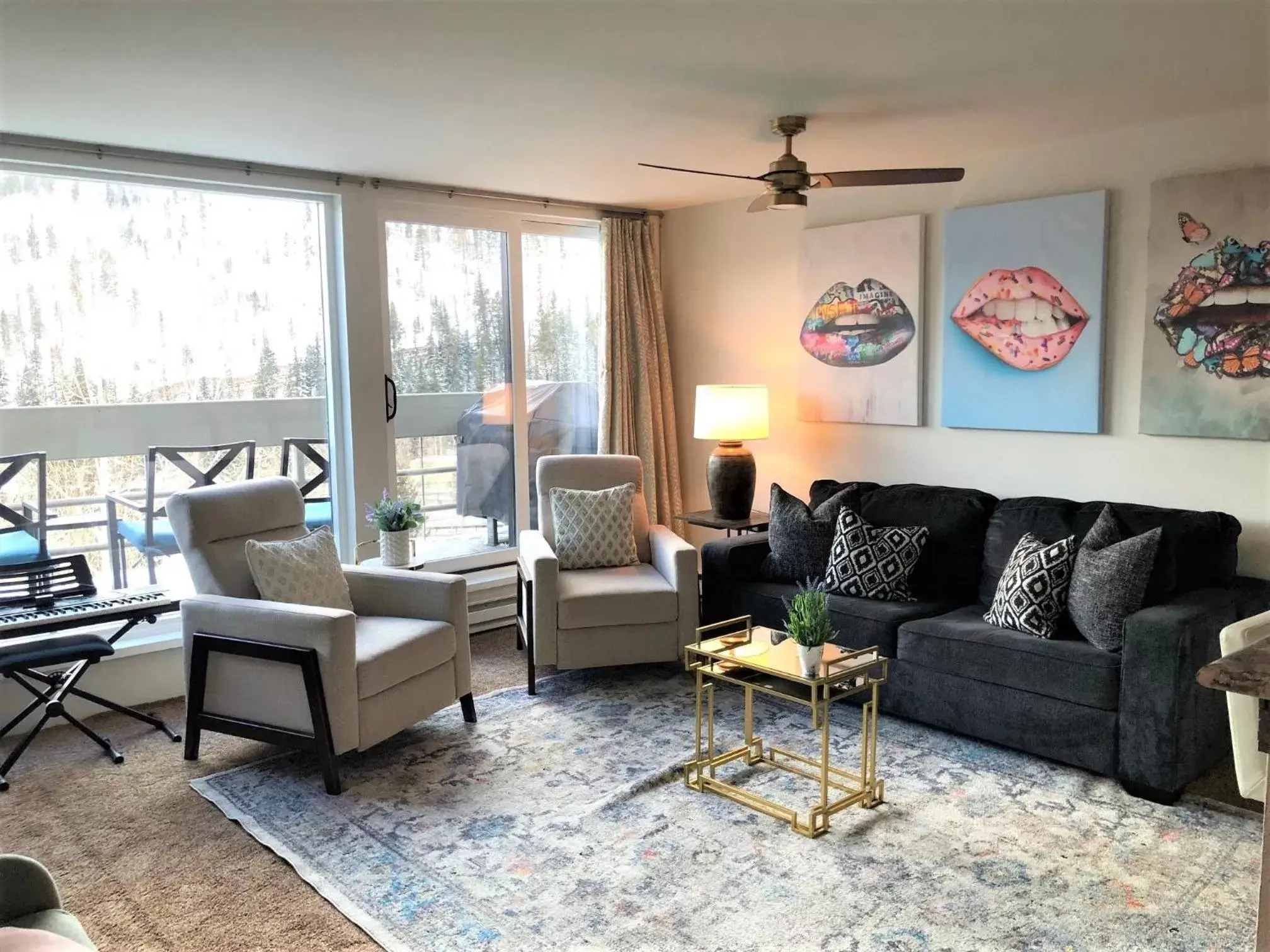 Living room in Simba Run Vail Condominiums Living room in Simba Run Vail Condominiums