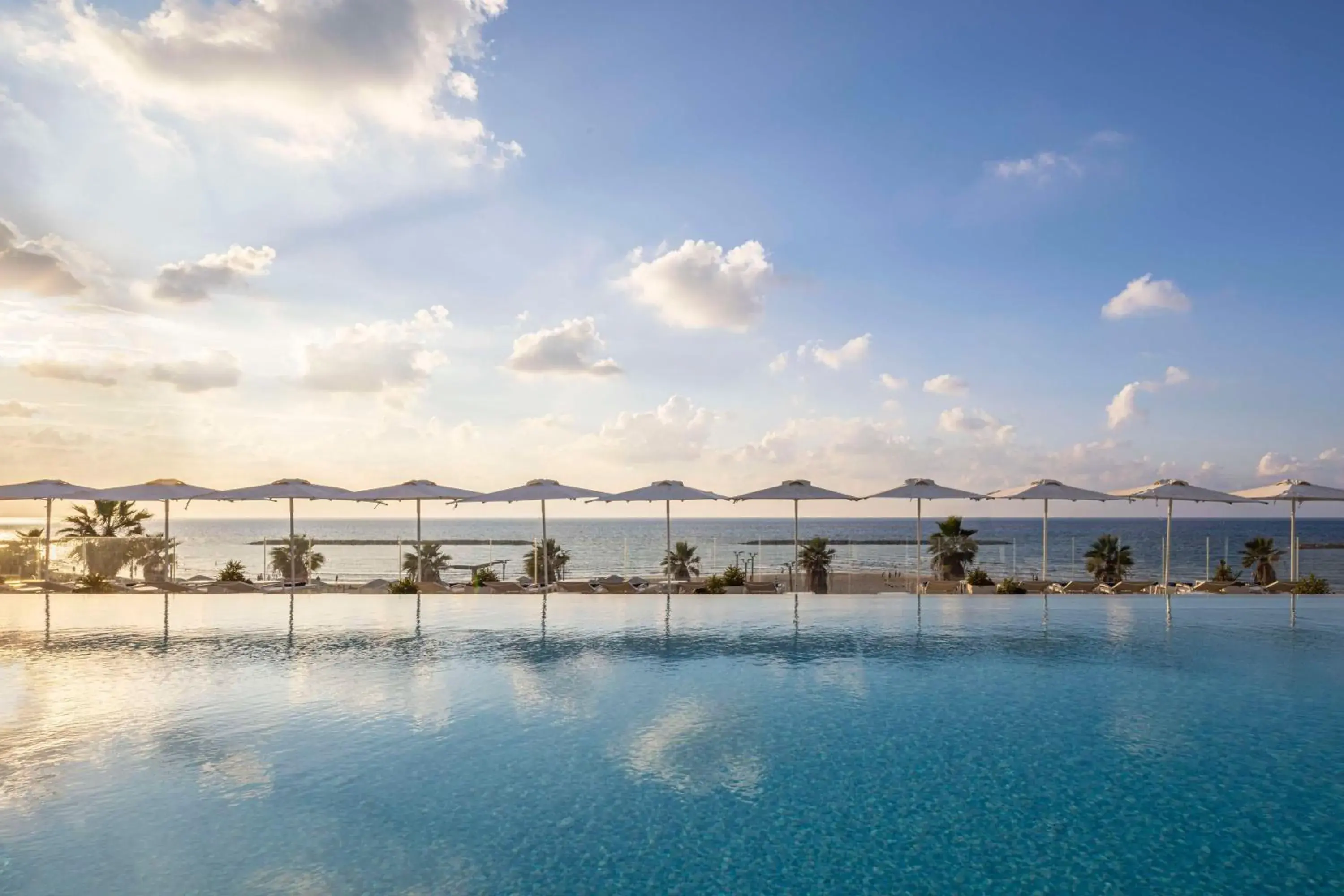 Pool view, Swimming Pool in The David Kempinski Tel Aviv