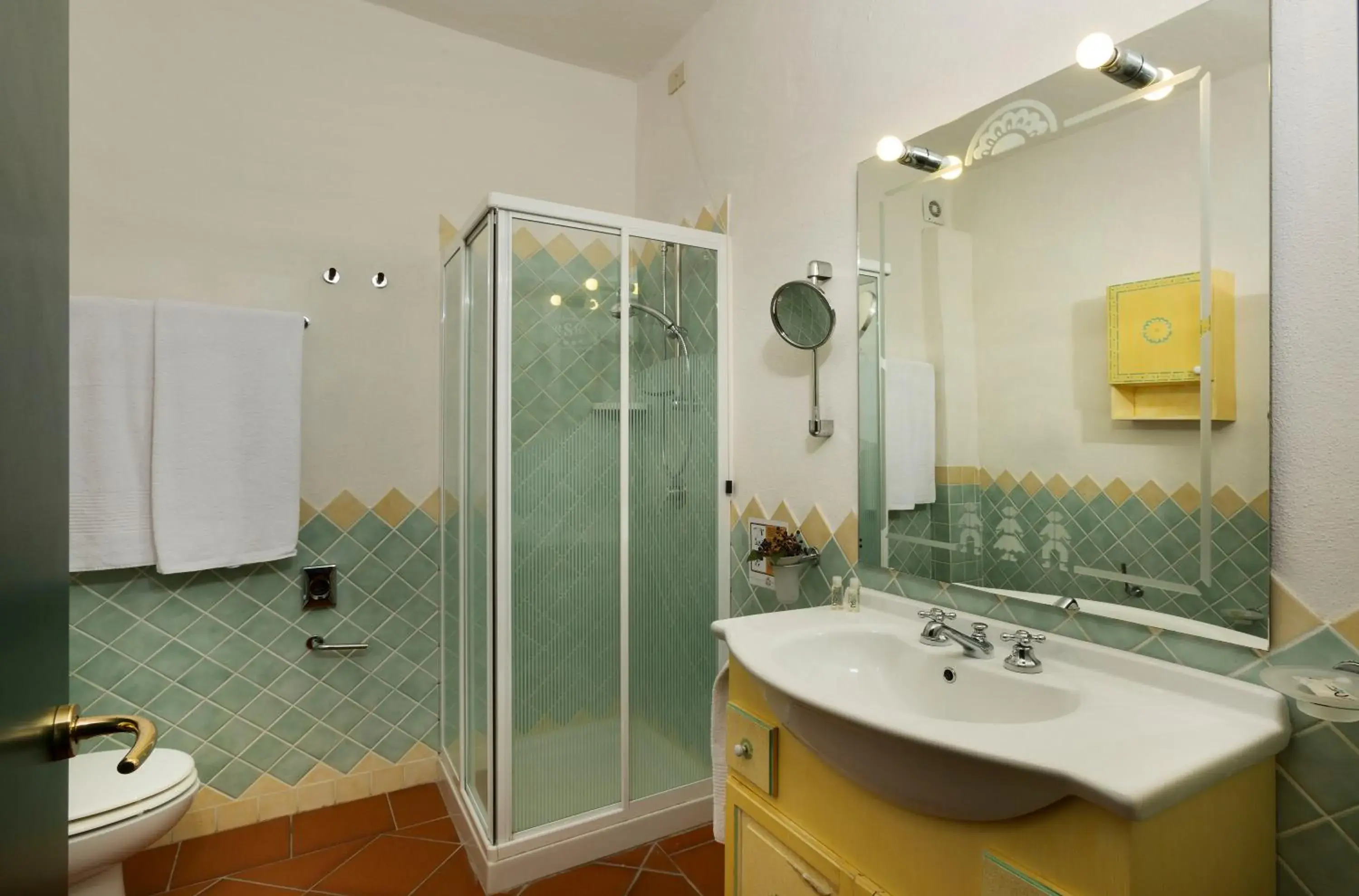 Bathroom in Hotel Rocce Sarde