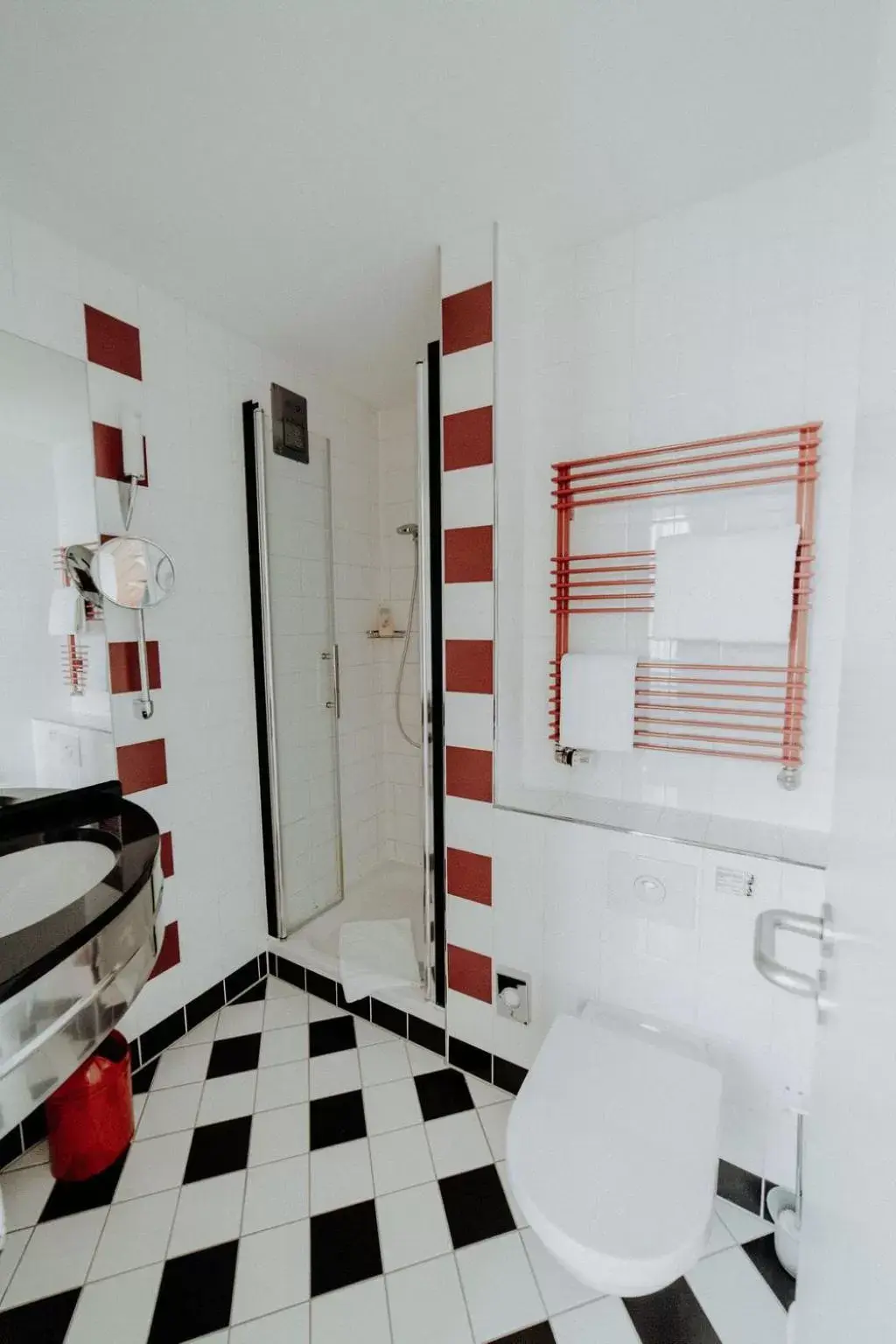 Shower, Bathroom in Hotel Ars Vivendi München