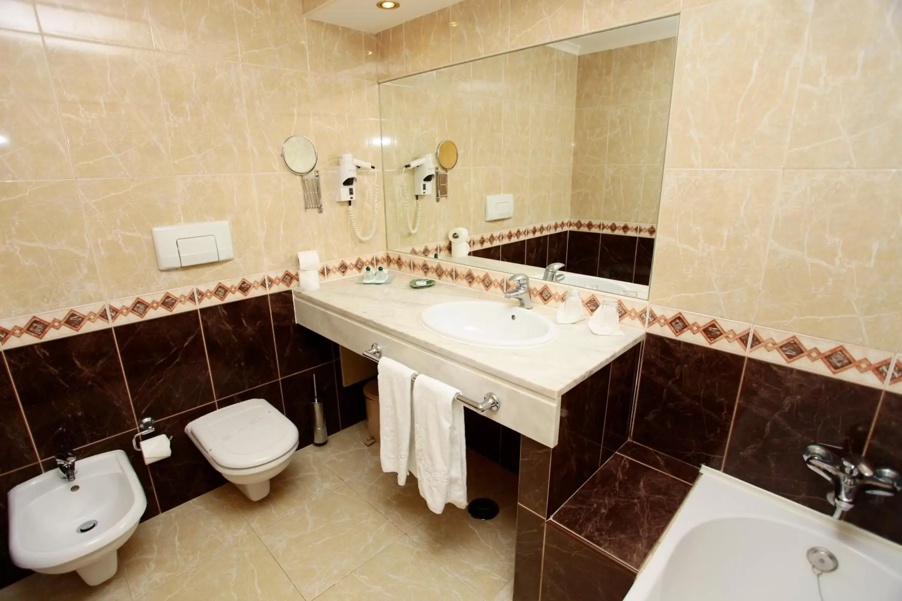 Bathroom in Hotel Baia Grande