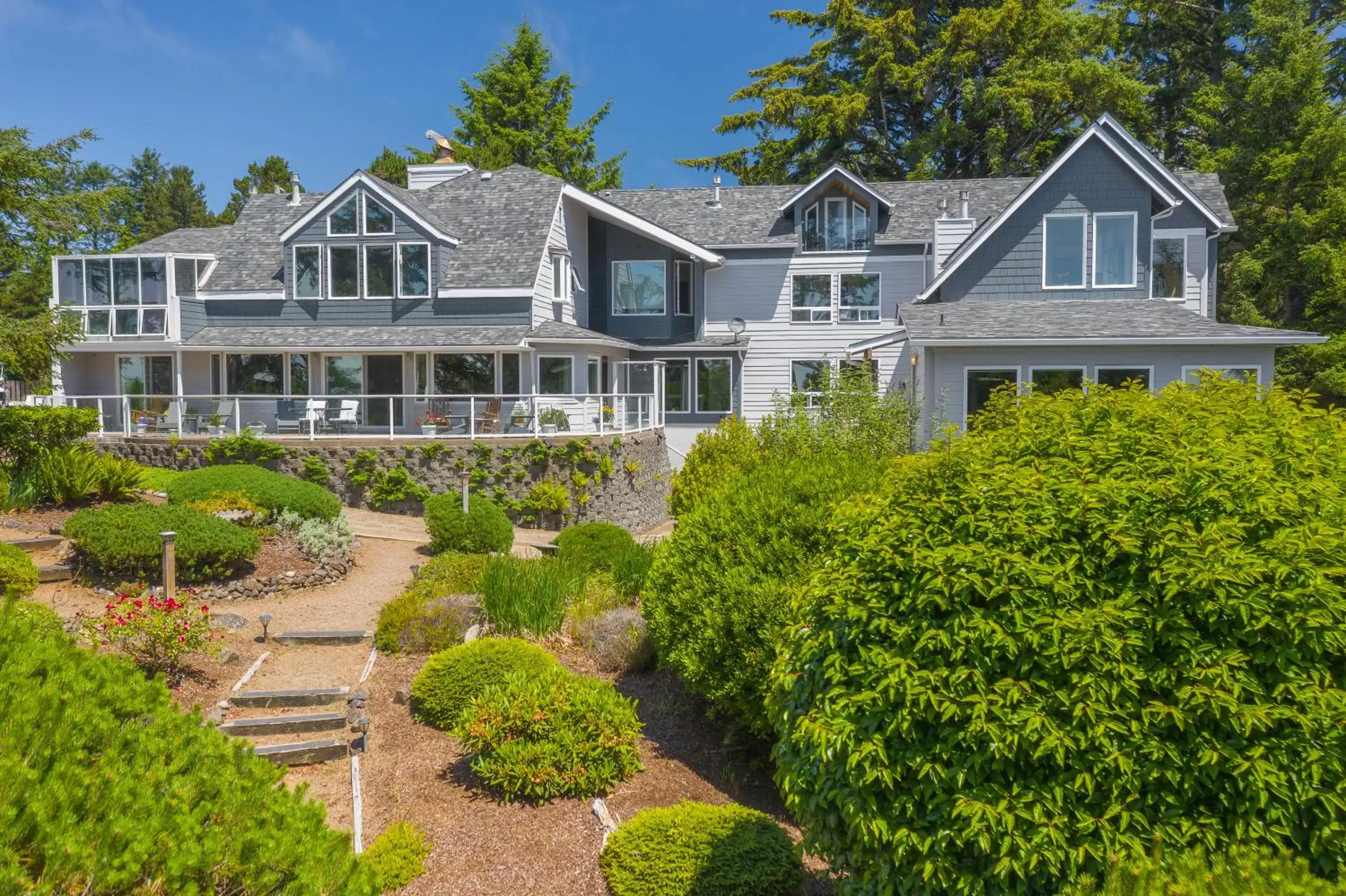 Garden view, Property Building in Ocean House