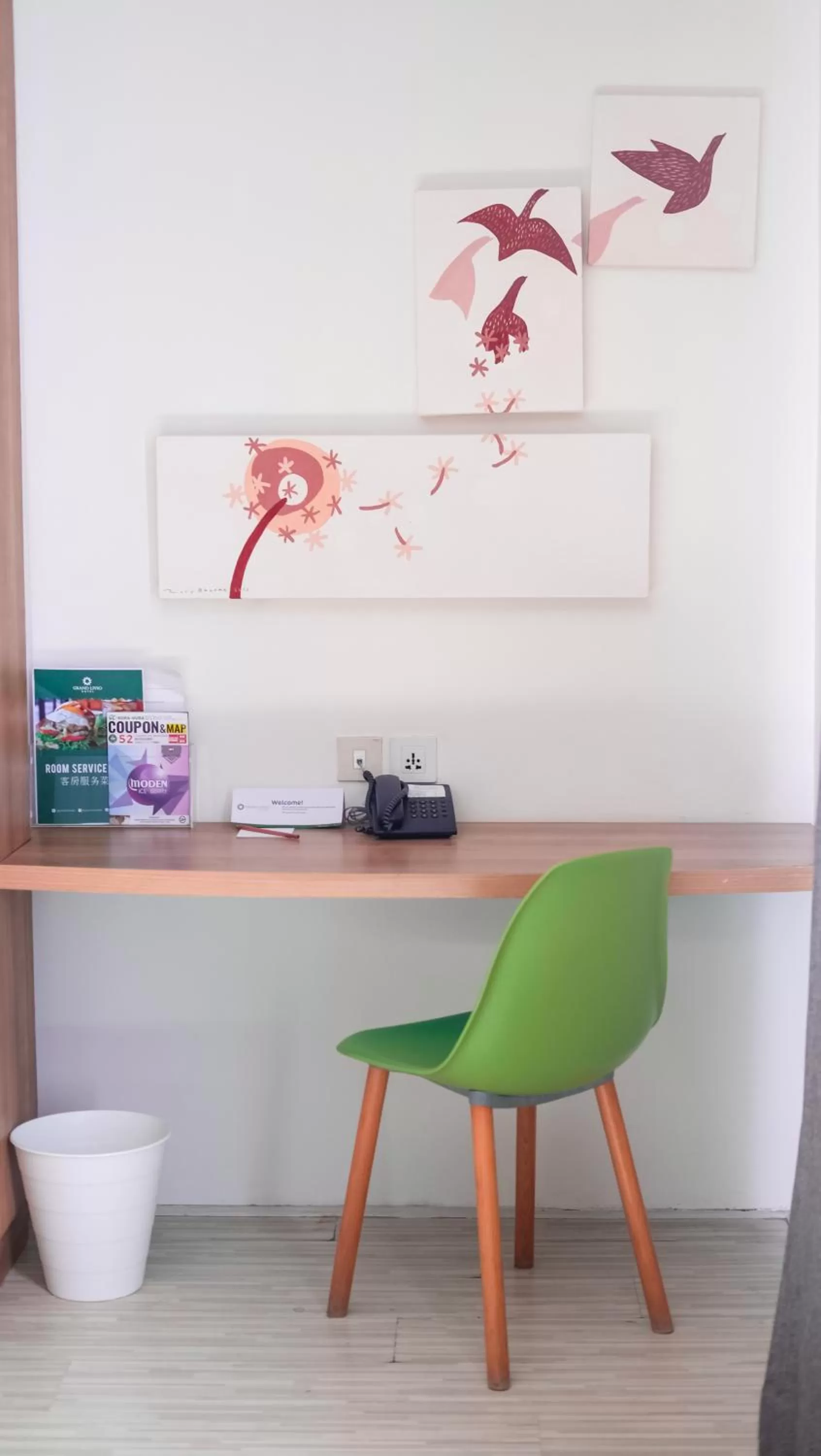 Seating area in Grand Livio Kuta Hotel