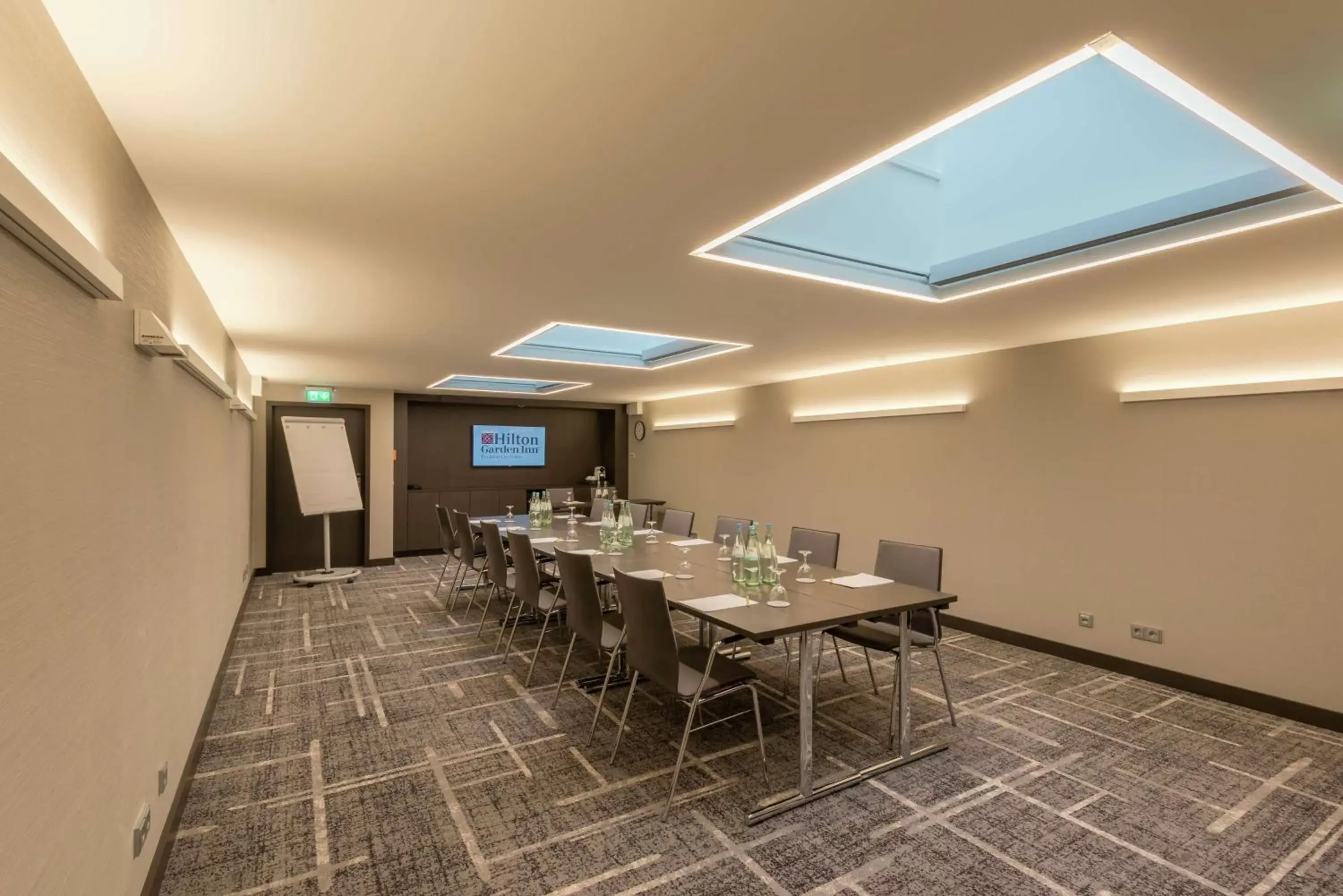 Meeting/conference room, Business Area/Conference Room in Hilton Garden Inn Frankfurt City Centre