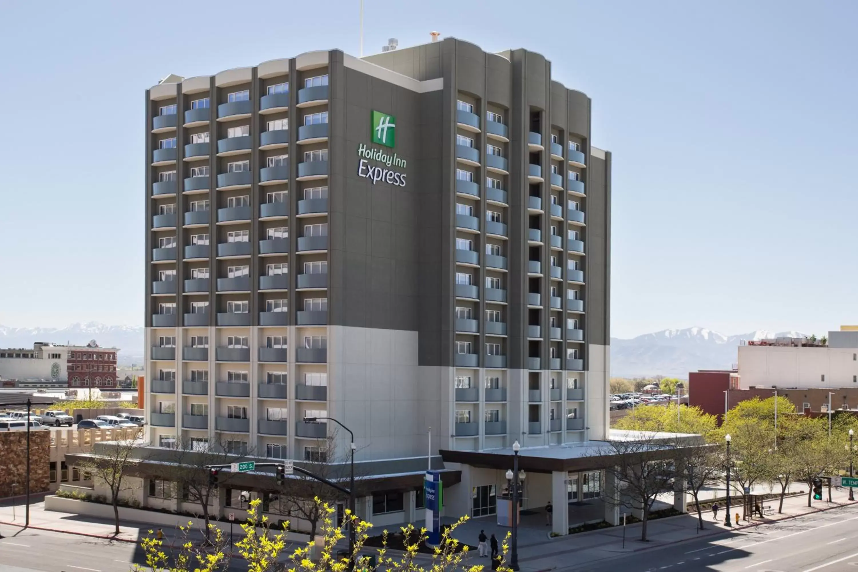 Property building in Holiday Inn Express Salt Lake City Downtown, an IHG Hotel