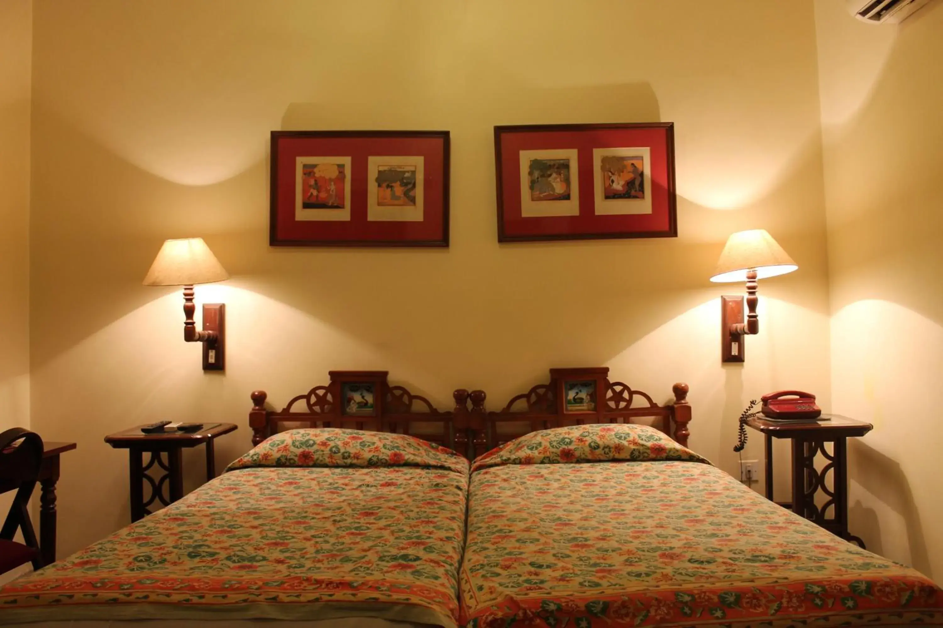 Bed in Madhuban - A Heritage Home