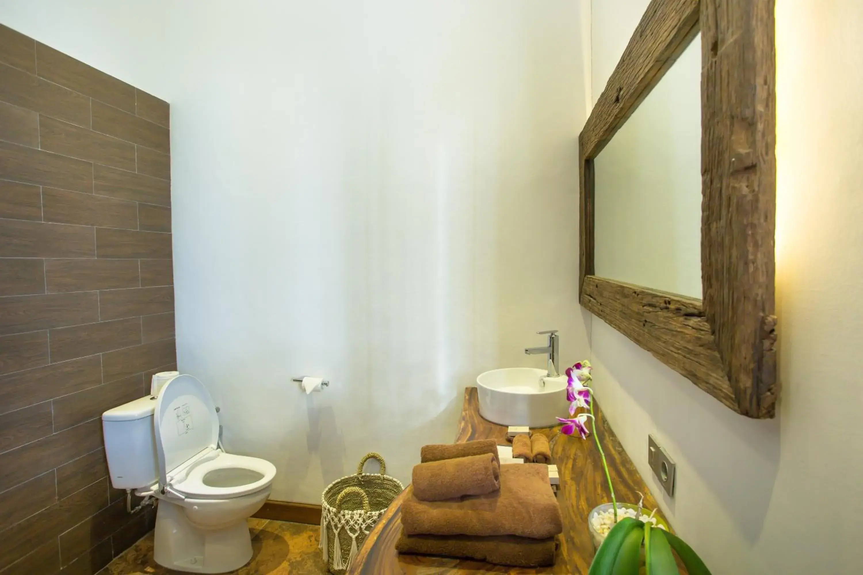 Toilet, Bathroom in The Samara Villas & Restaurant