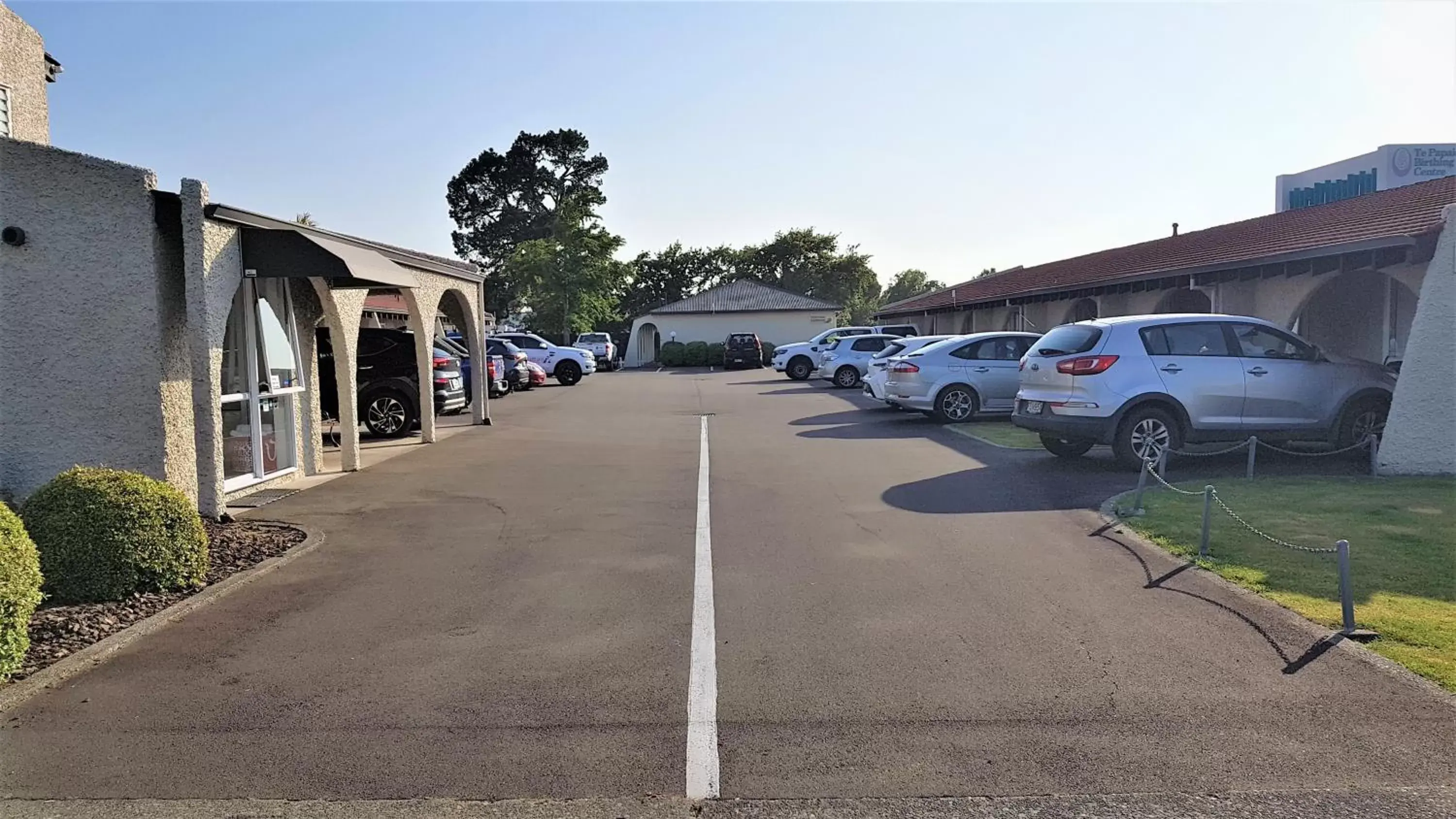 Parking, Property Building in Aztec Motel