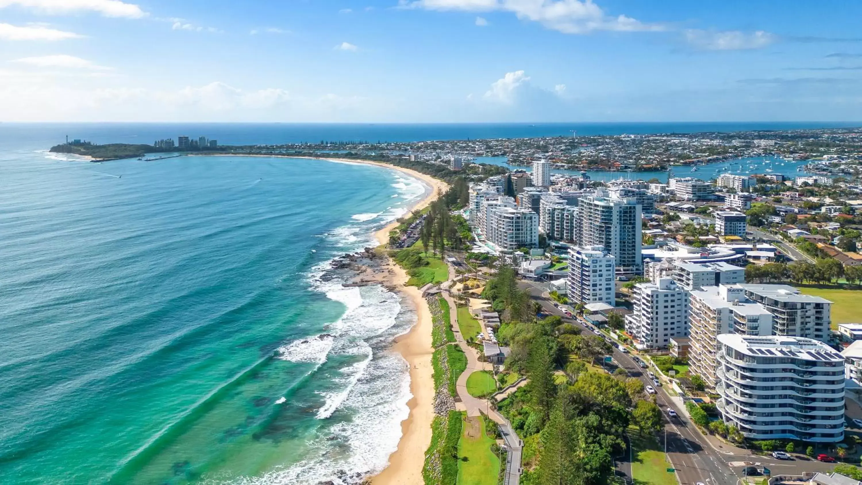 Location, Bird's-eye View in Windward Apartments