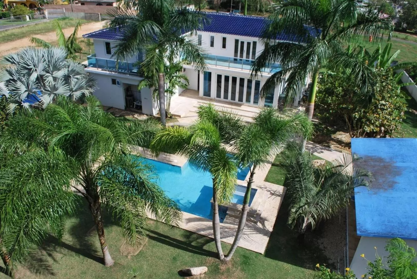 Property building, Pool View in Manati World Point Inn
