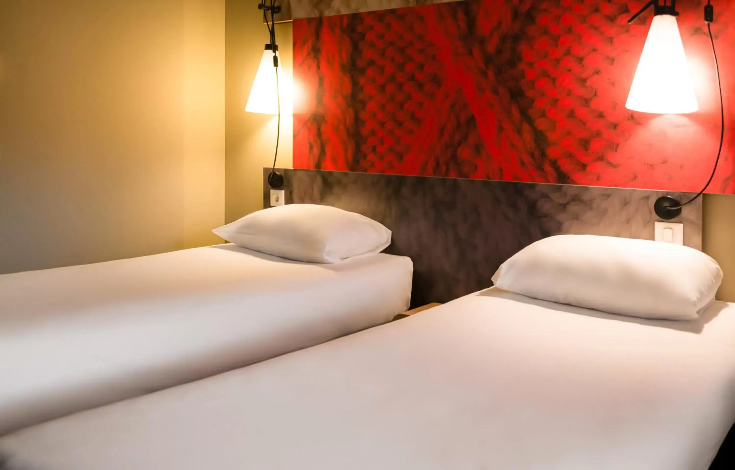 Bedroom, Bed in Ibis Irun