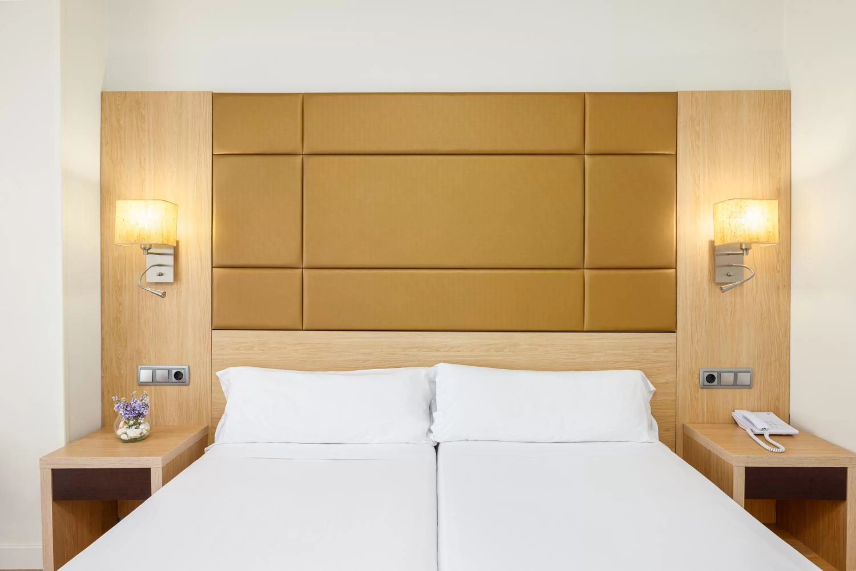 Bed in Virgen de los Reyes