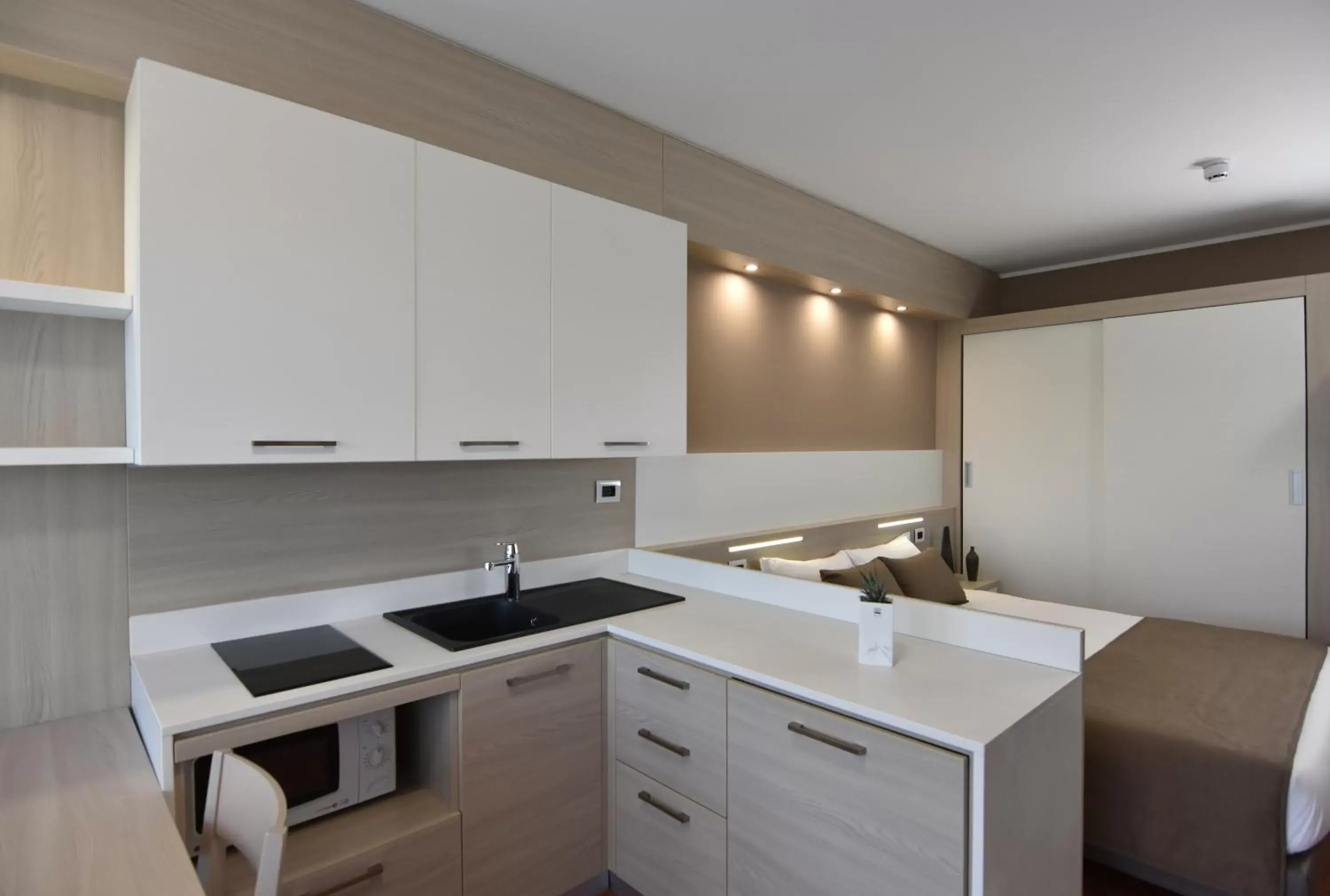 Kitchen or kitchenette, Kitchen/Kitchenette in Residence all'Adige