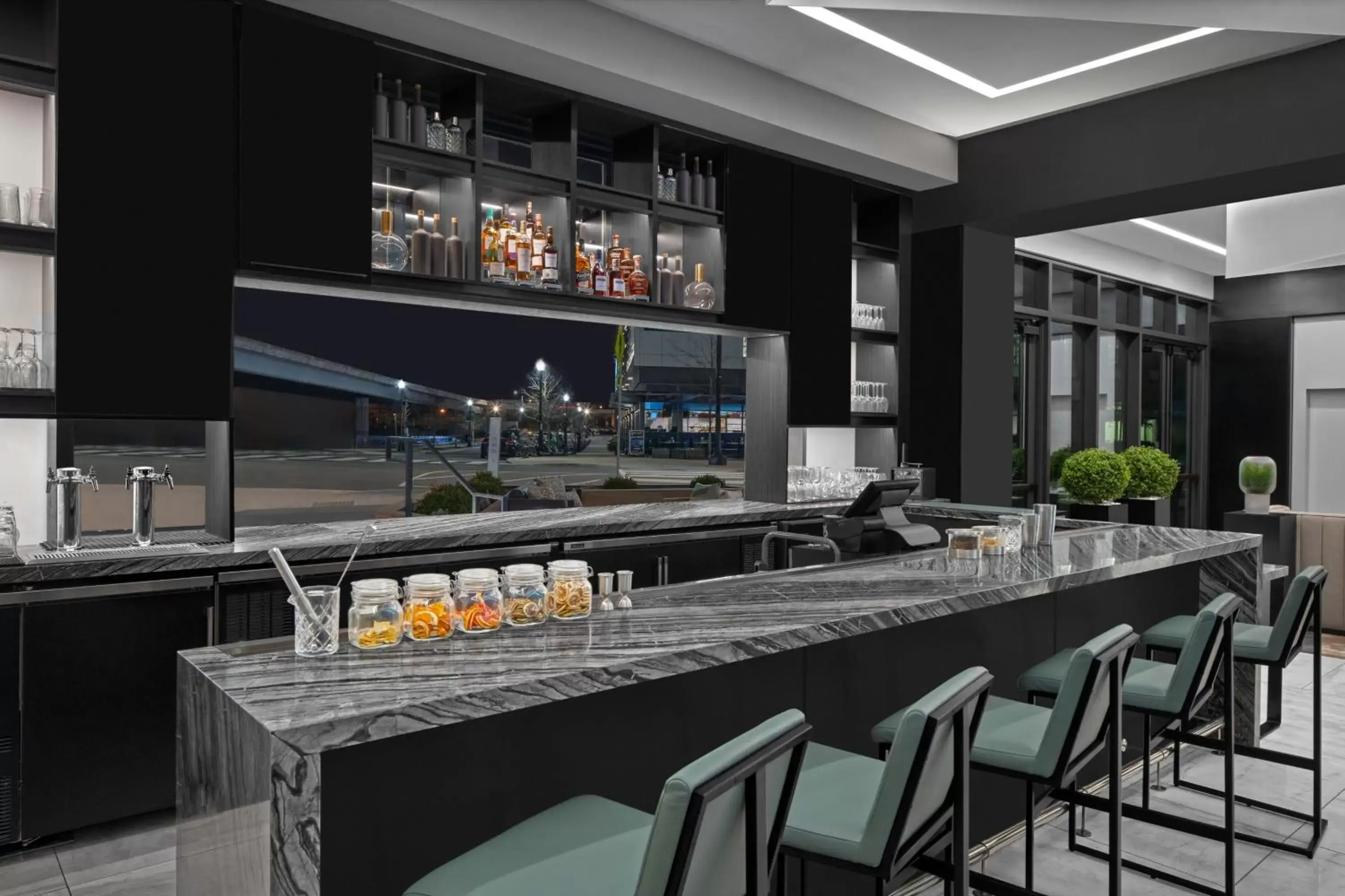 Lounge or bar in AC Hotel by Marriott Washington DC Capitol Hill Navy Yard