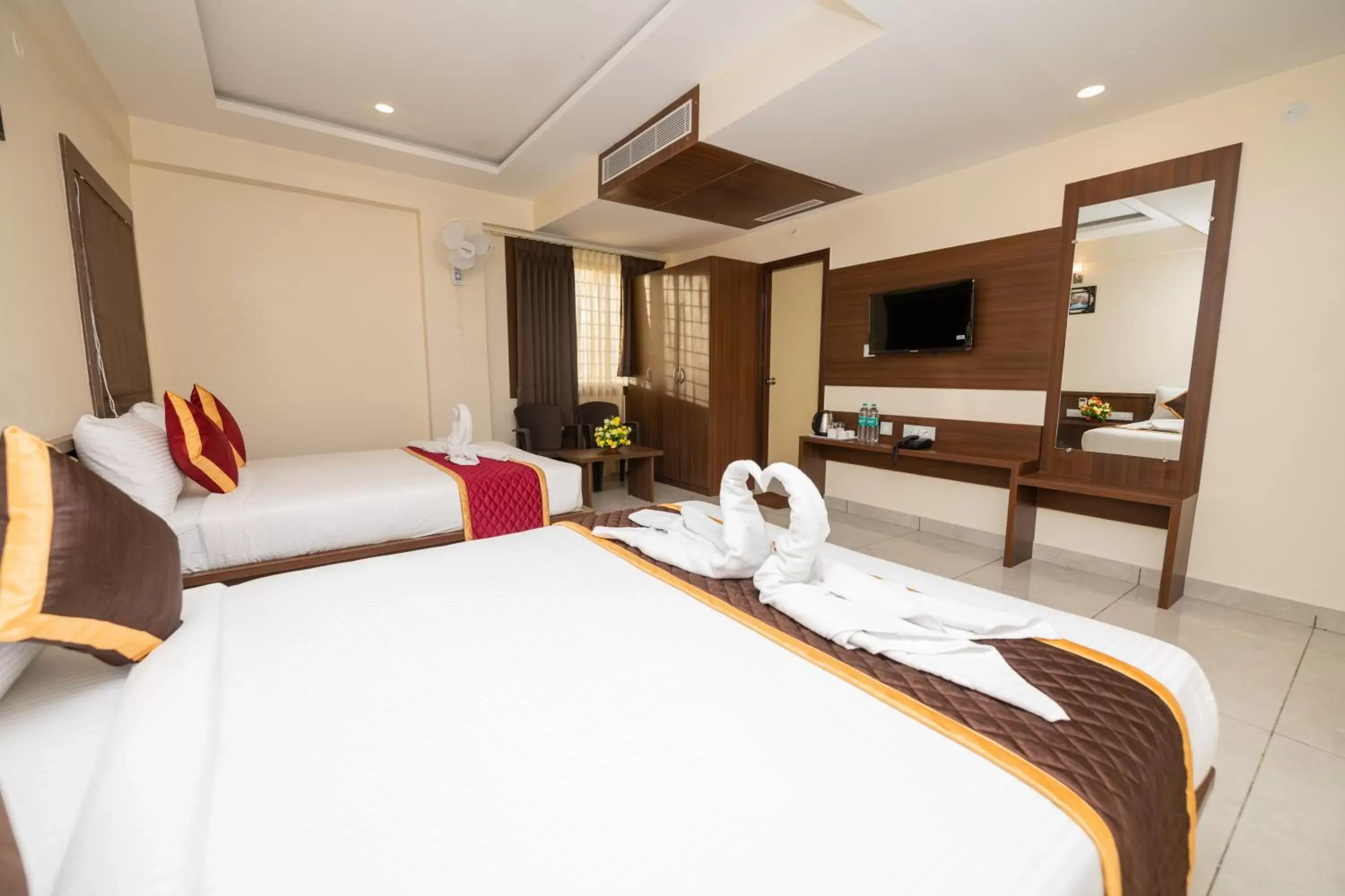 Photo of the whole room, Bed in KK Comforts Photo of the whole room, Bed in KK Comforts