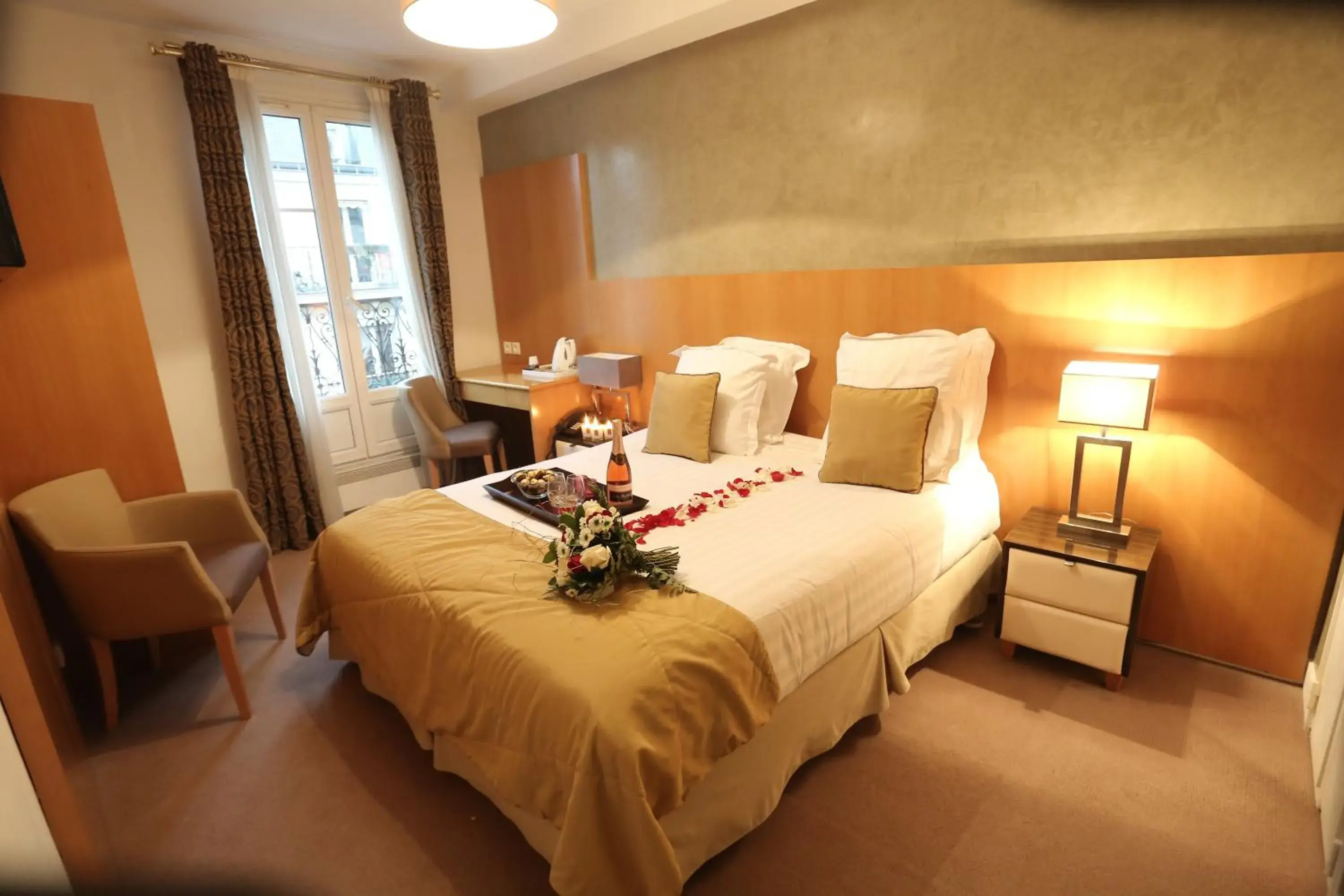 Bedroom, Bed in Hotel Boronali