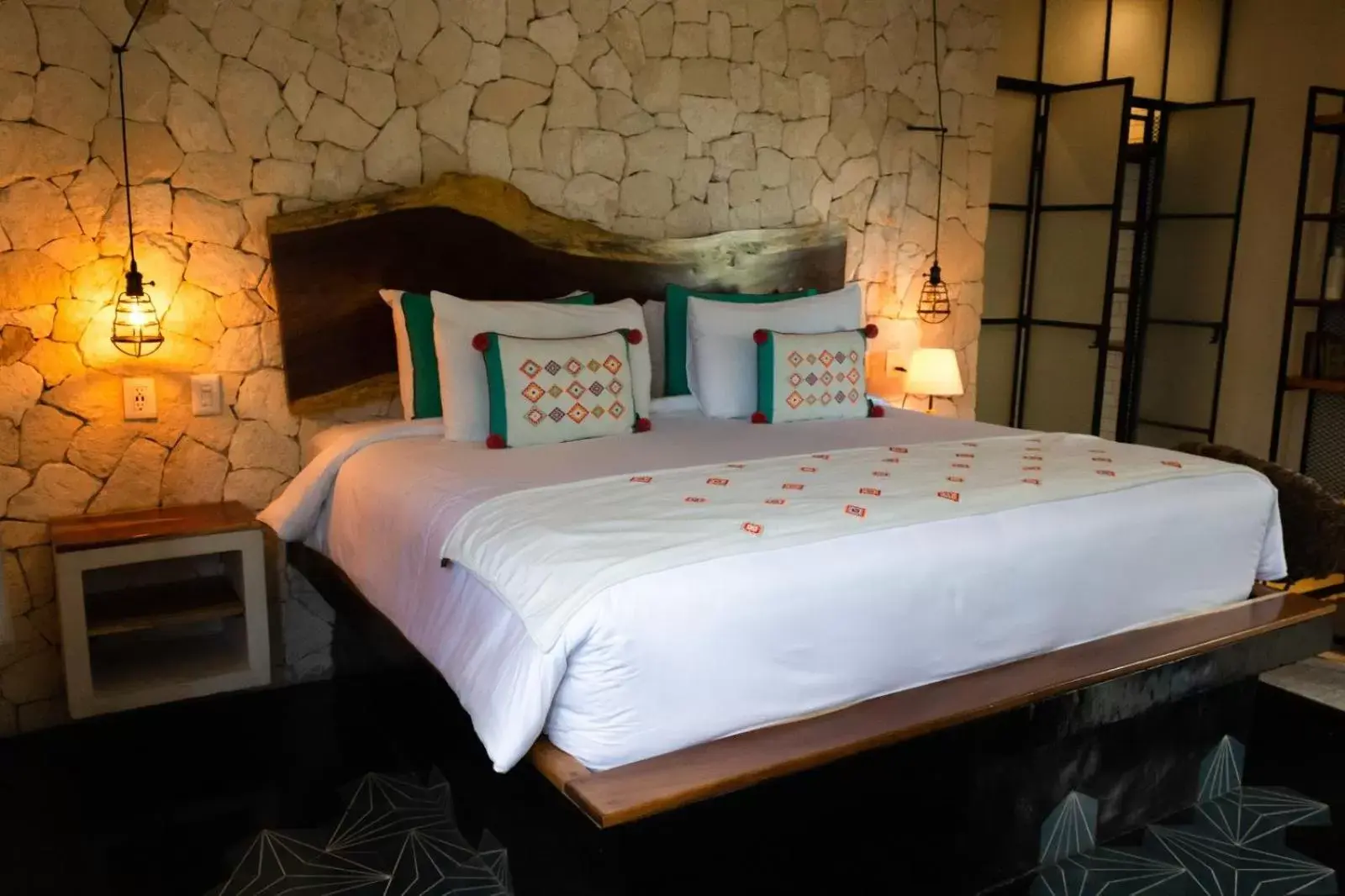 Bed in Maka Hotel Boutique