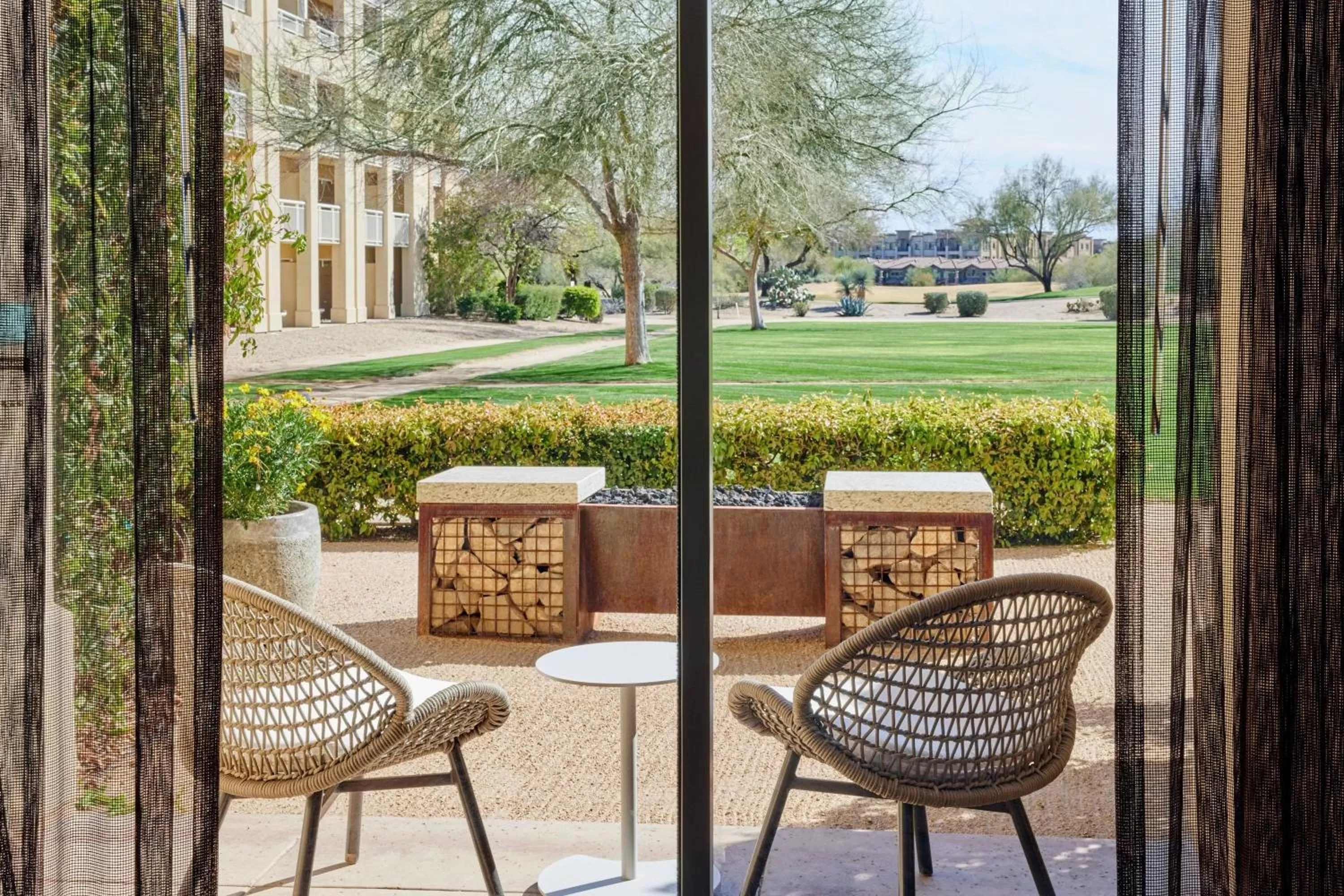 Photo of the whole room in JW Marriott Phoenix Desert Ridge Resort & Spa