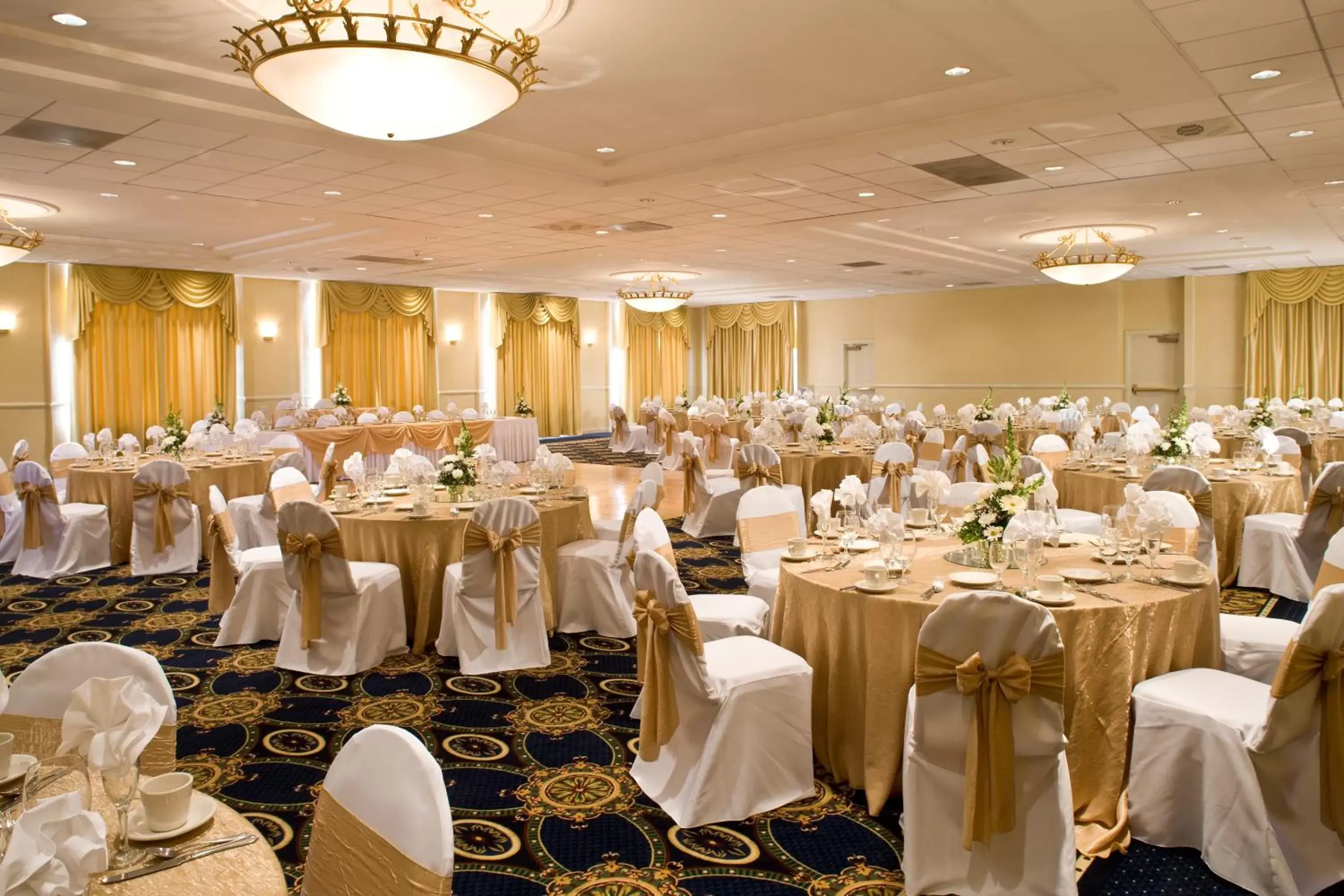 Banquet/Function facilities, Banquet Facilities in Knott's Berry Farm Hotel