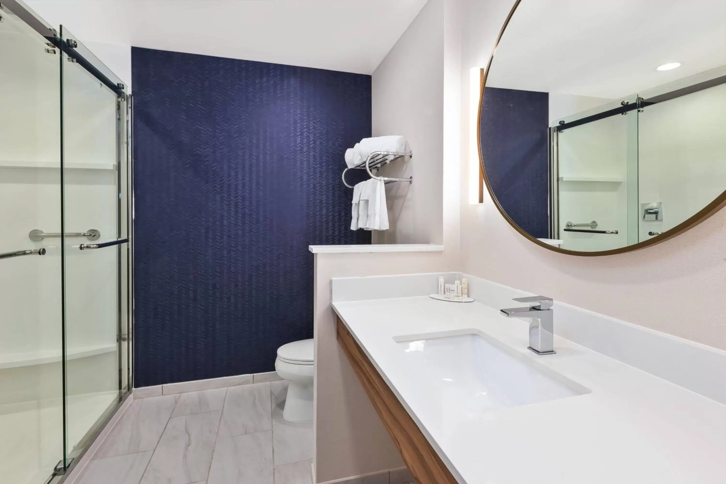 Bathroom in Fairfield Inn & Suites by Marriott Goshen