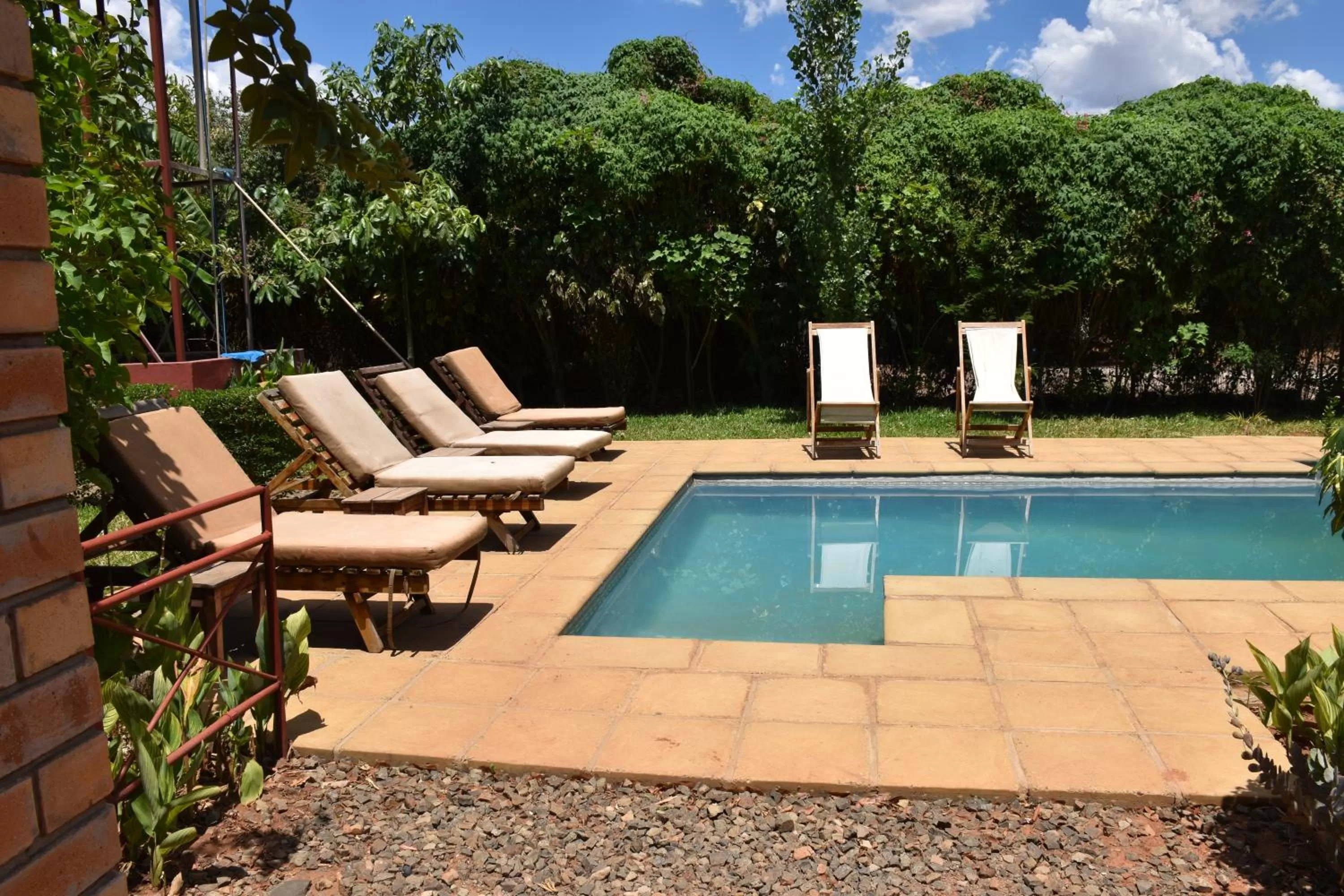 Swimming pool in Tabonina Bis