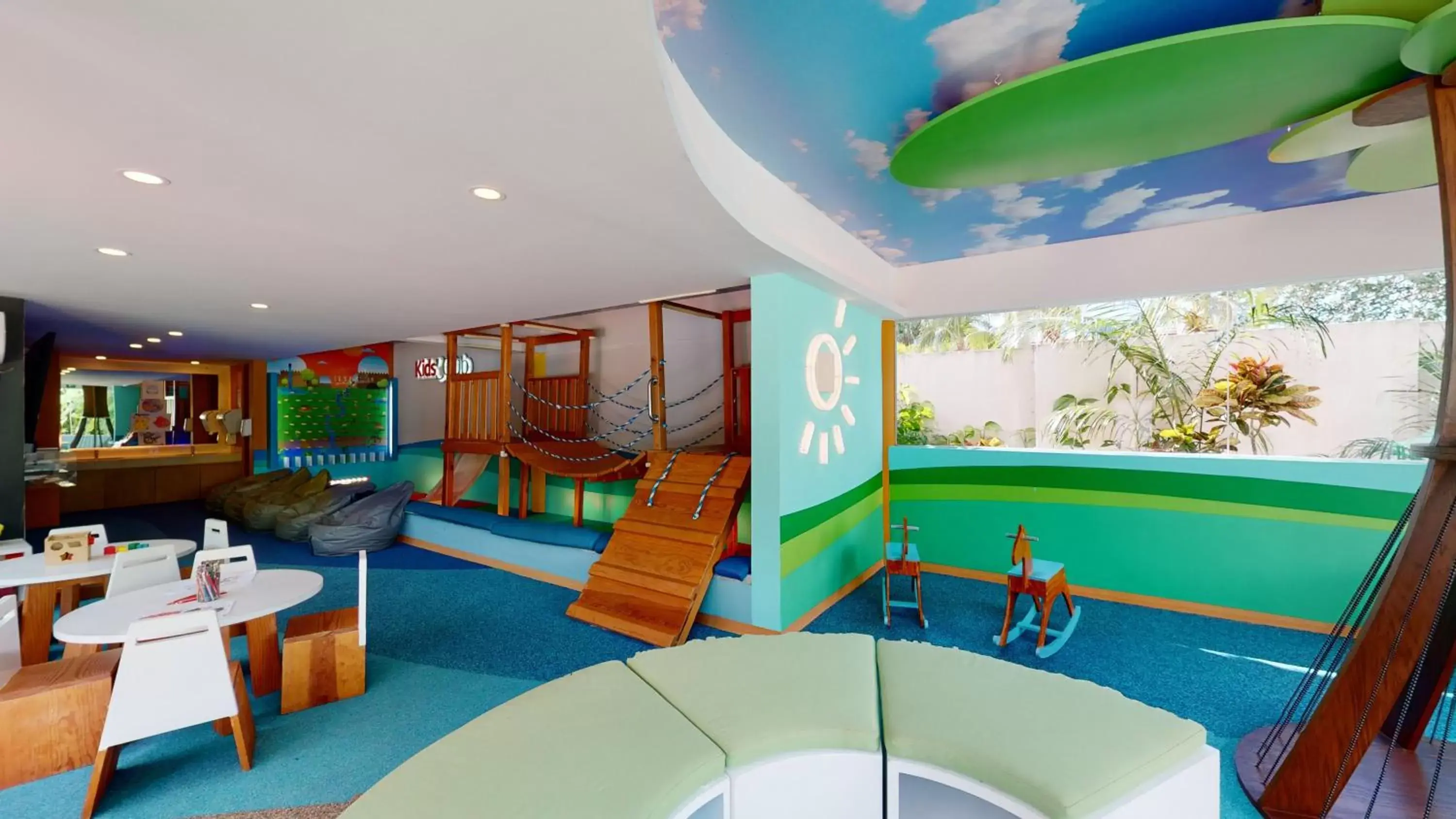 Kids's club in Grand Park Royal Cozumel