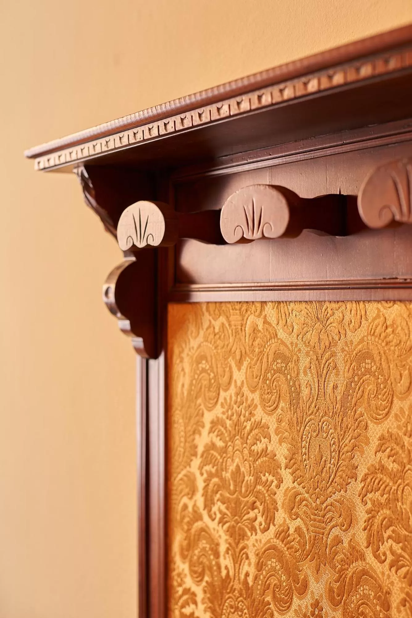 Decorative detail in al VICOLO VI