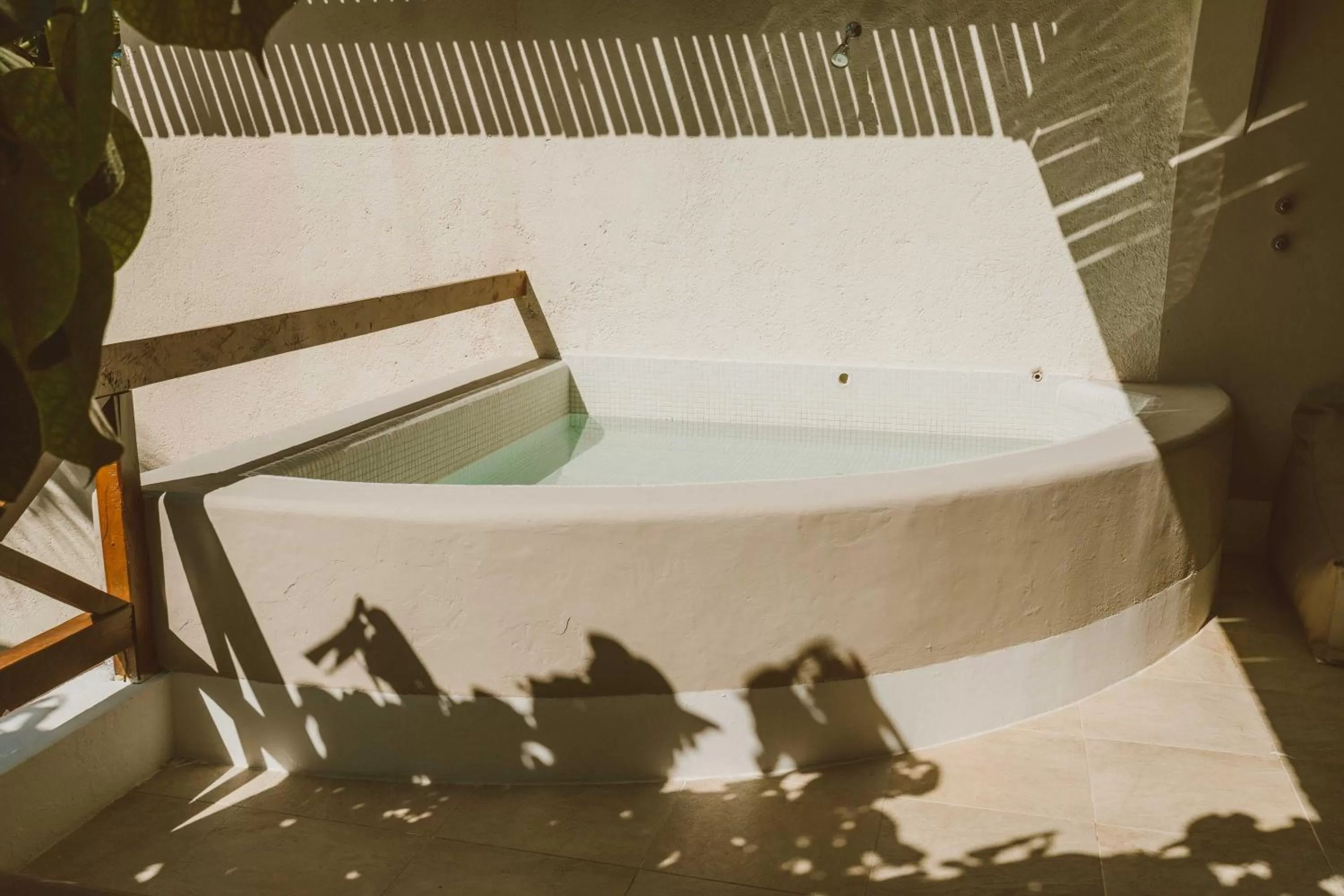 Swimming pool in Jashita Hotel