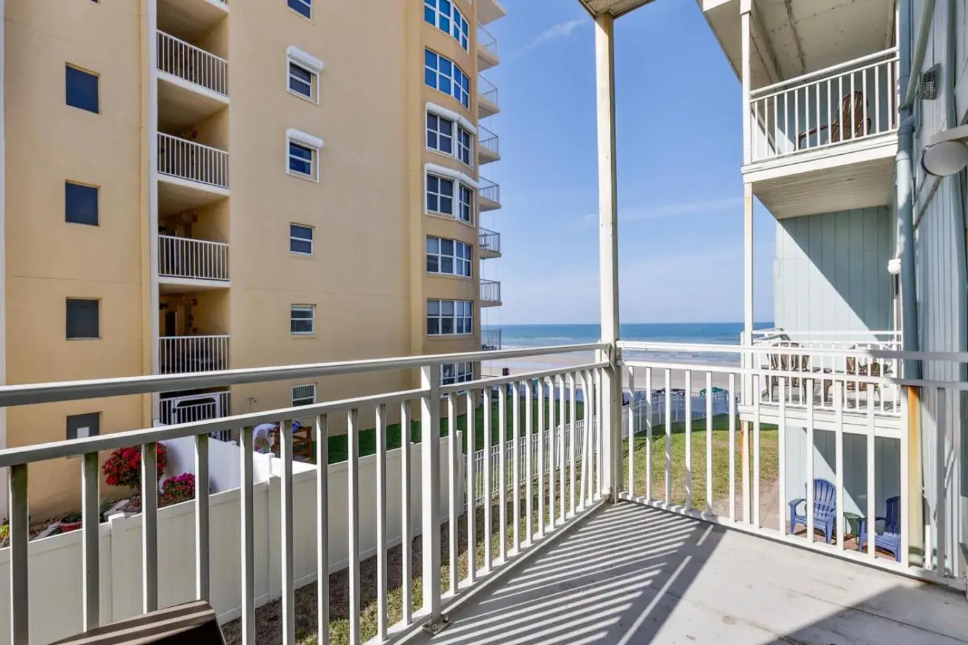 Balcony/Terrace in Coastal Waters