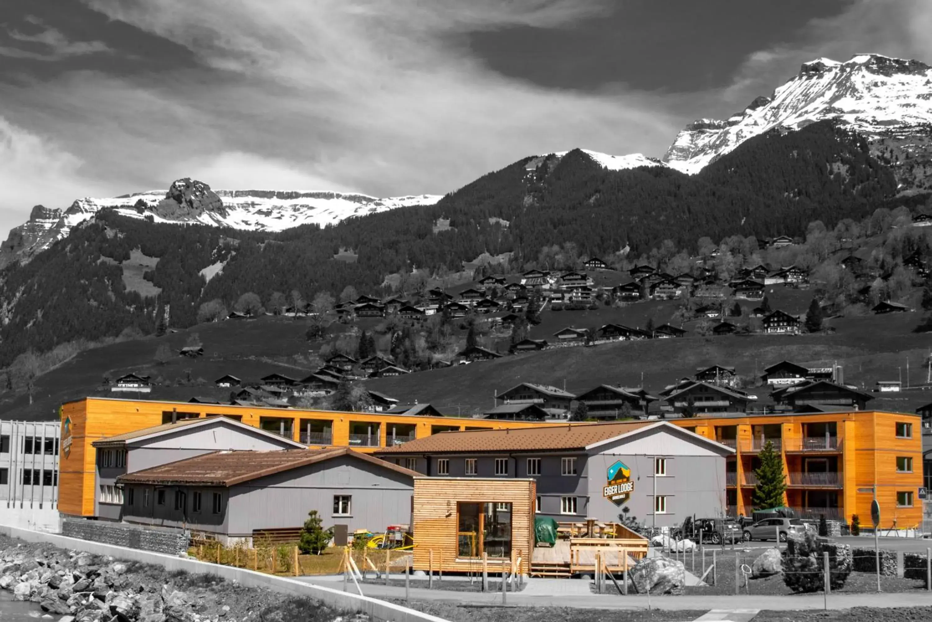 Property building, Winter in Eiger Lodge Easy