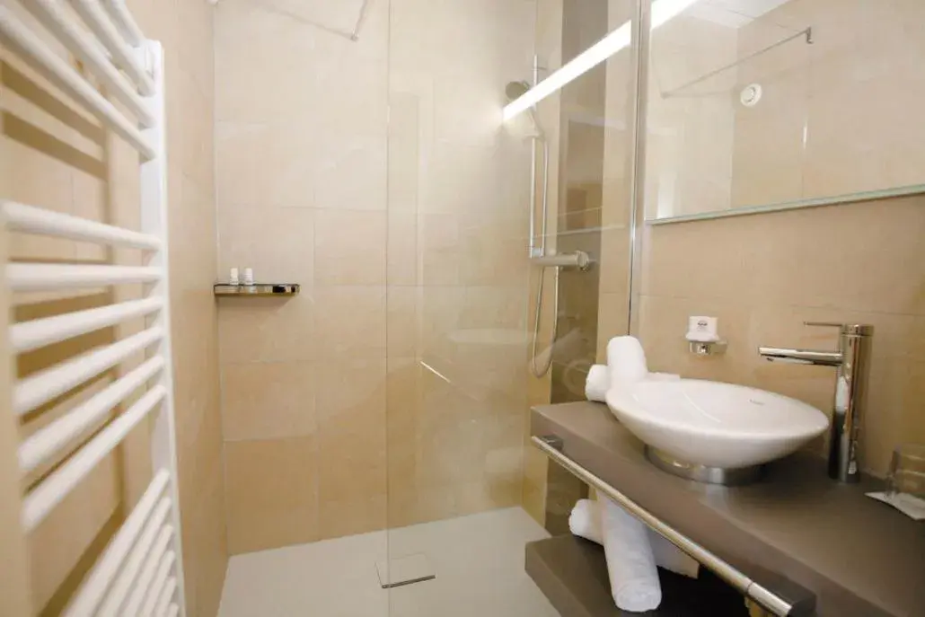 Bathroom in Hotel Kärnten