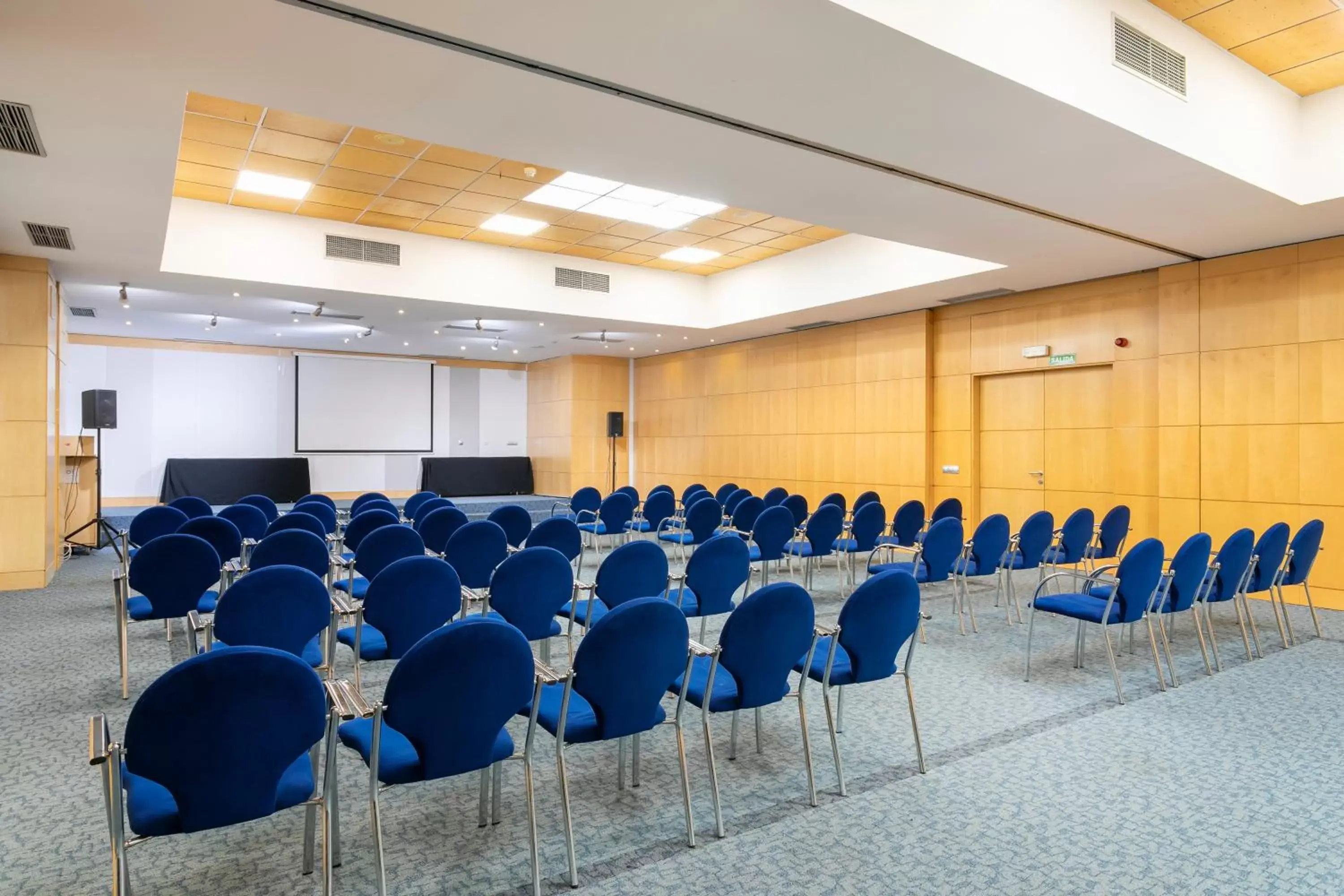 Meeting/conference room in Sol Port Cambrils Hotel
