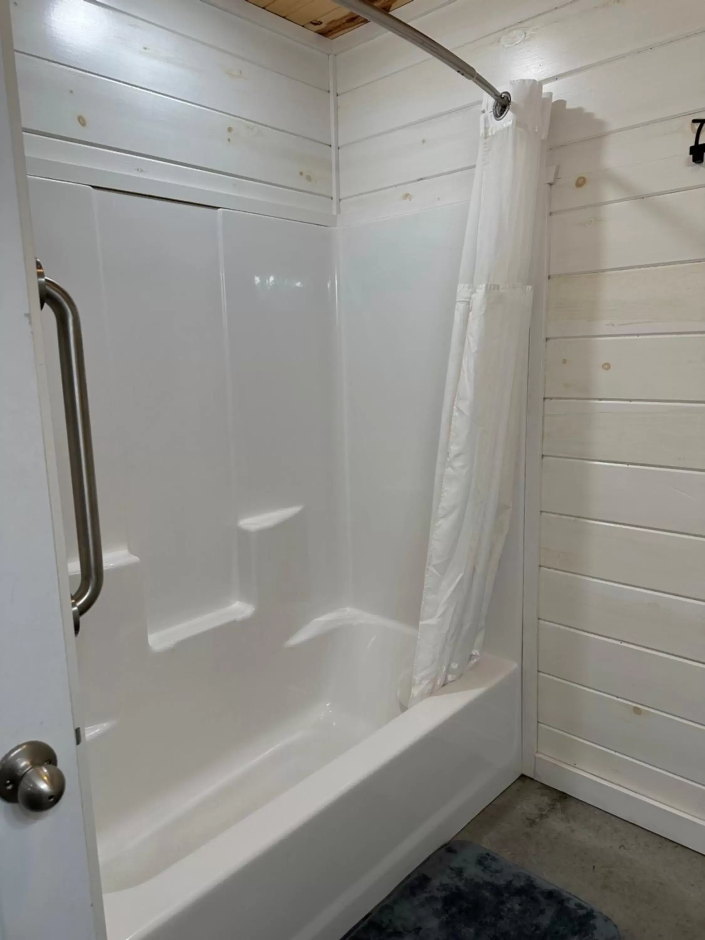 Shower, Bathroom in Knotty Squirrel Cabins