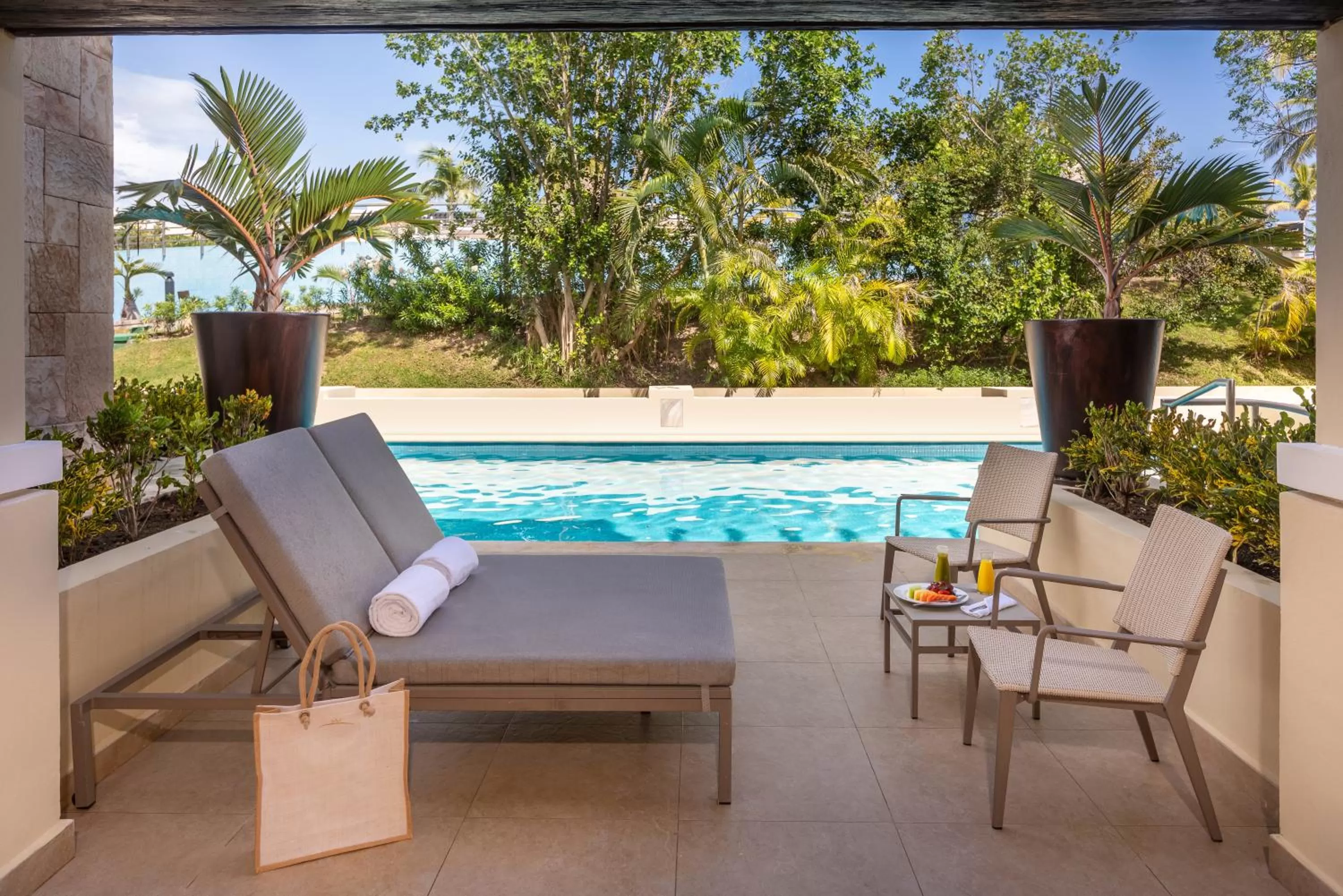 Grand Swim Up Suite Garden View in Moon Palace The Grand Cancun All Inclusive