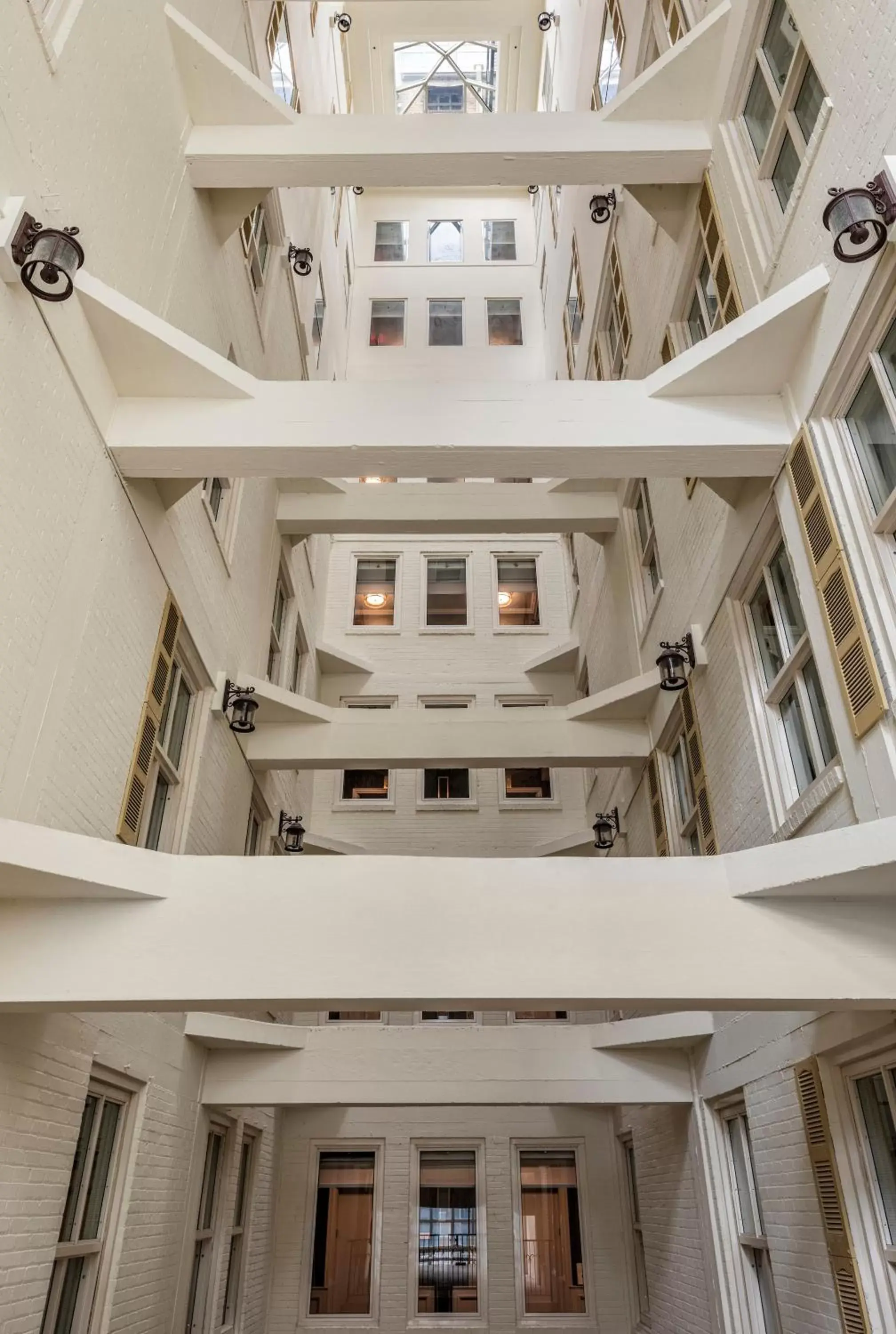 Property building in Hyatt Centric Downtown Minneapolis Property building in Hyatt Centric Downtown Minneapolis