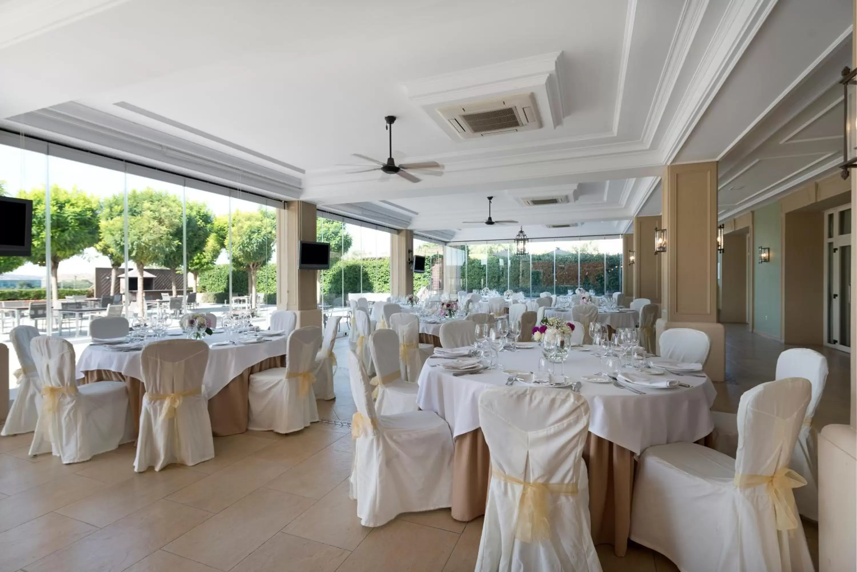 Balcony/Terrace, Banquet Facilities in Eurostars Palacio Buenavista