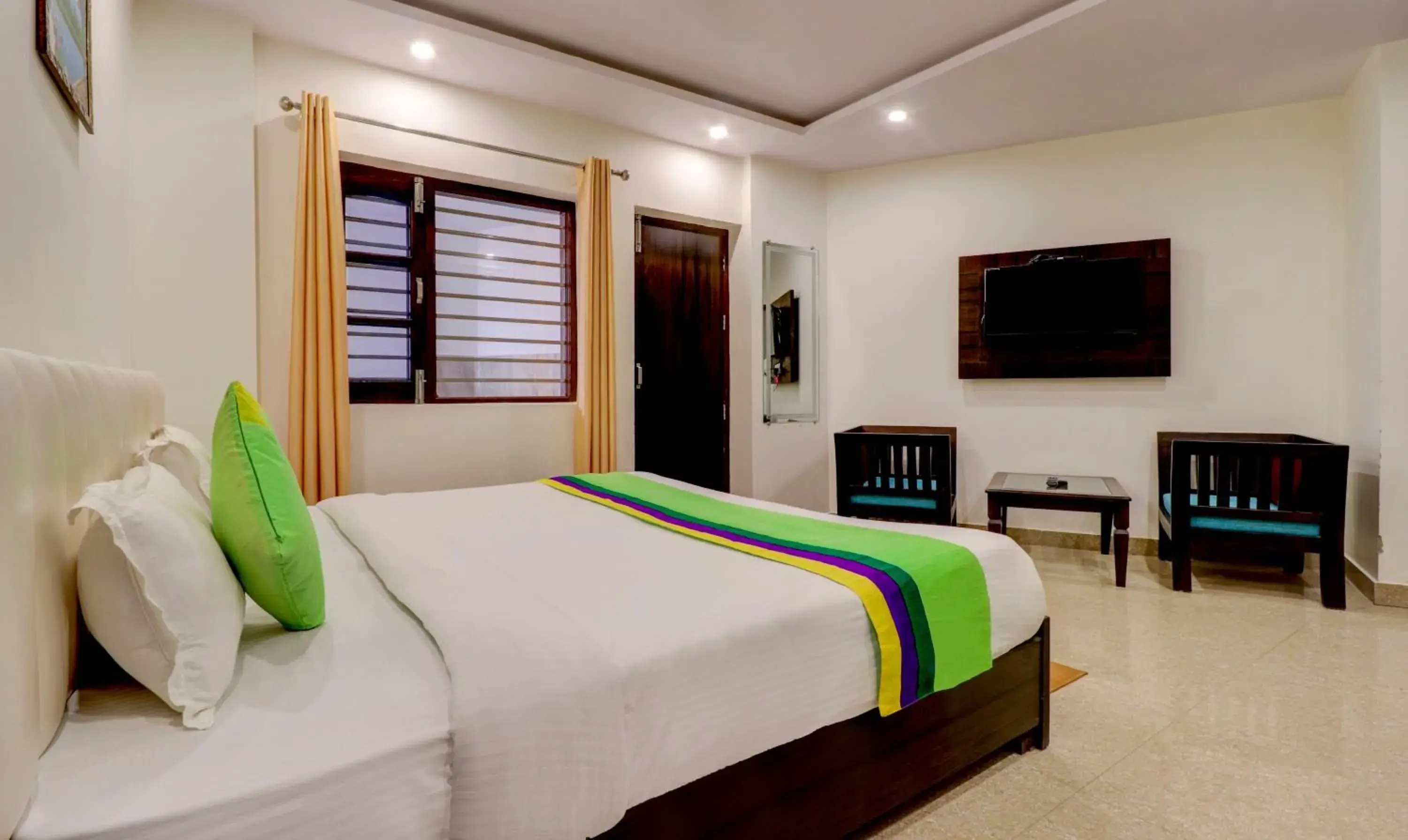 Bedroom, Bed in Itsy Hotels NV, Tapovan Bedroom, Bed in Itsy Hotels NV, Tapovan