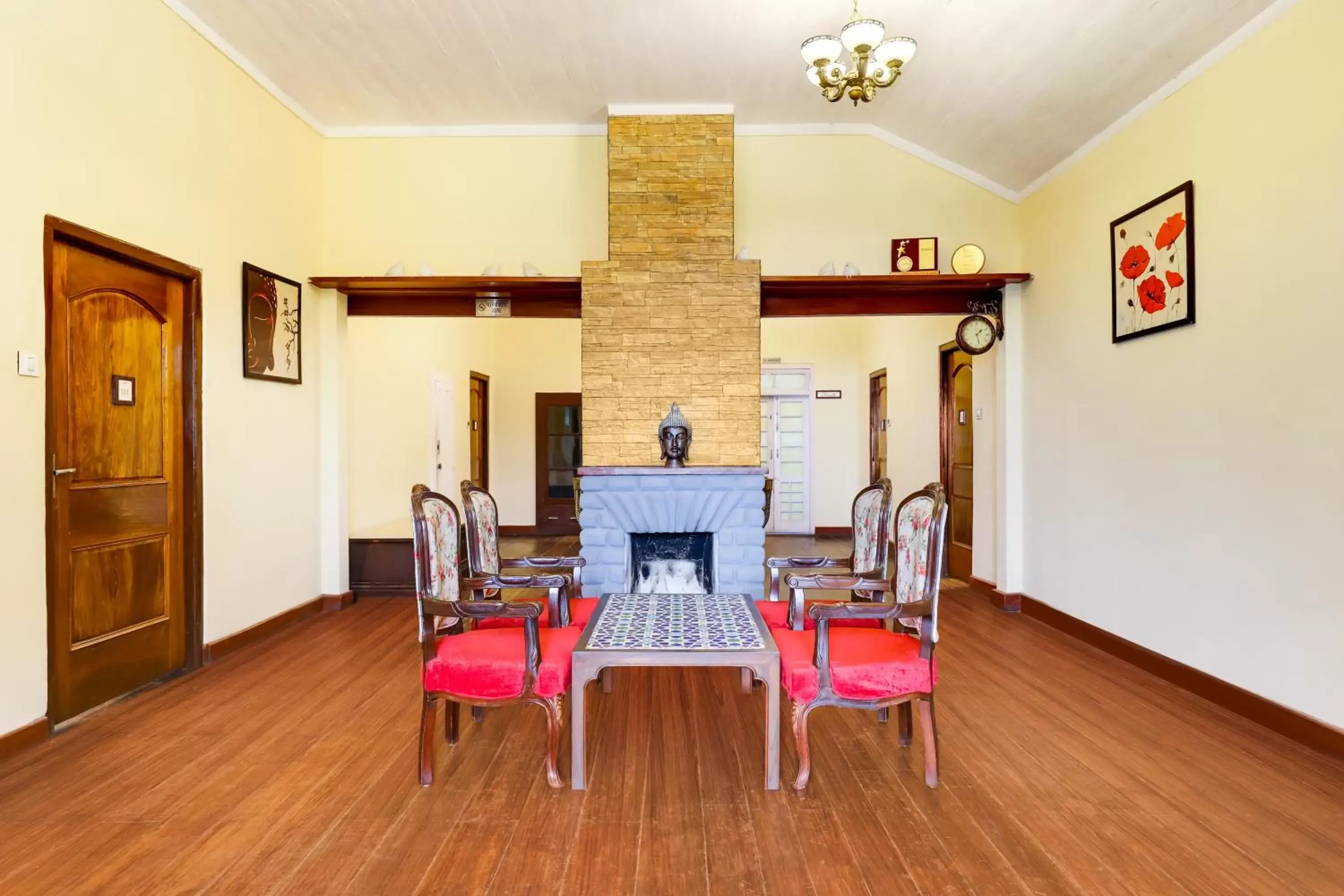 Decorative detail, Dining Area in Summit Barsana Resort & Spa