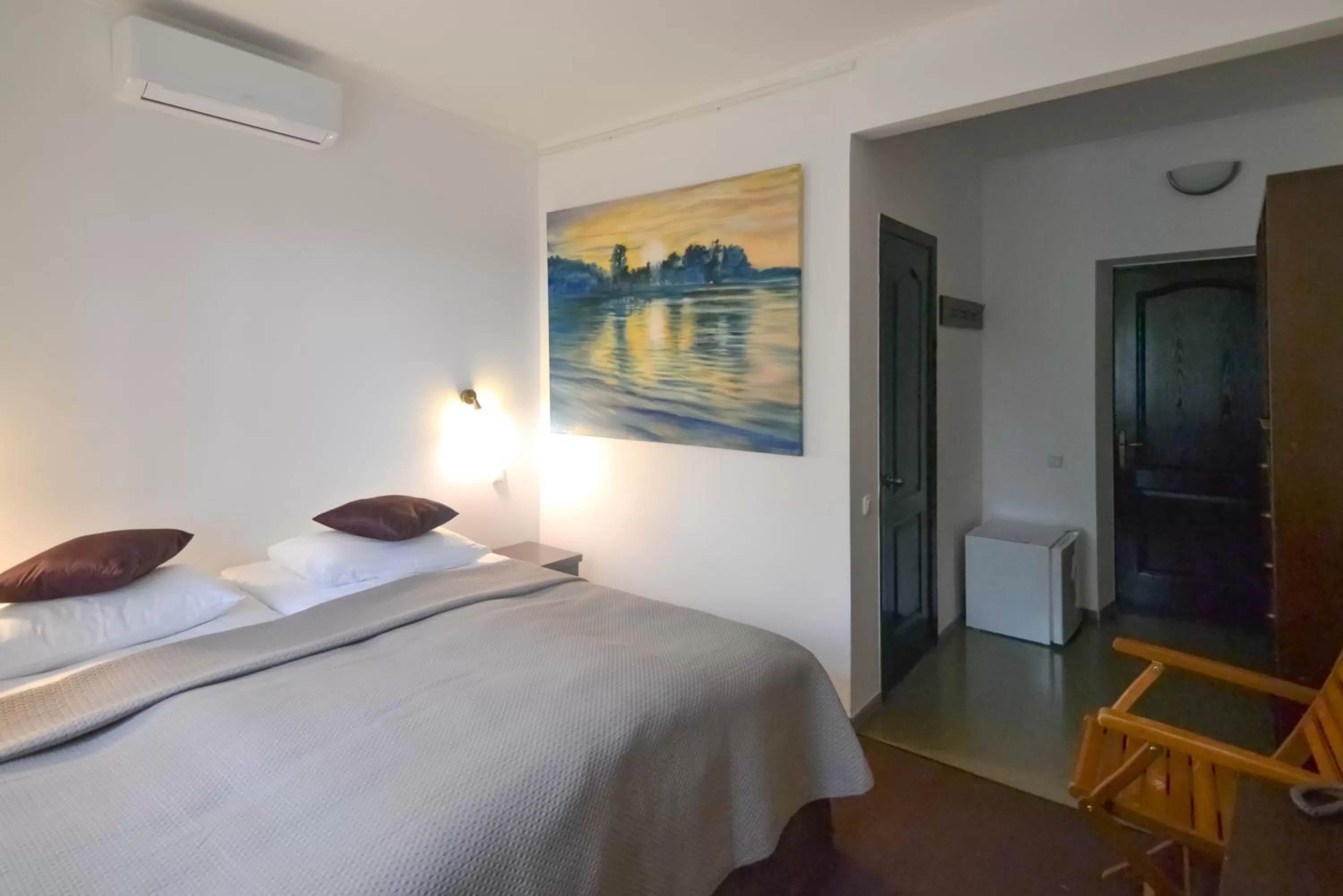 Bed in Knyazha Hora Hotel