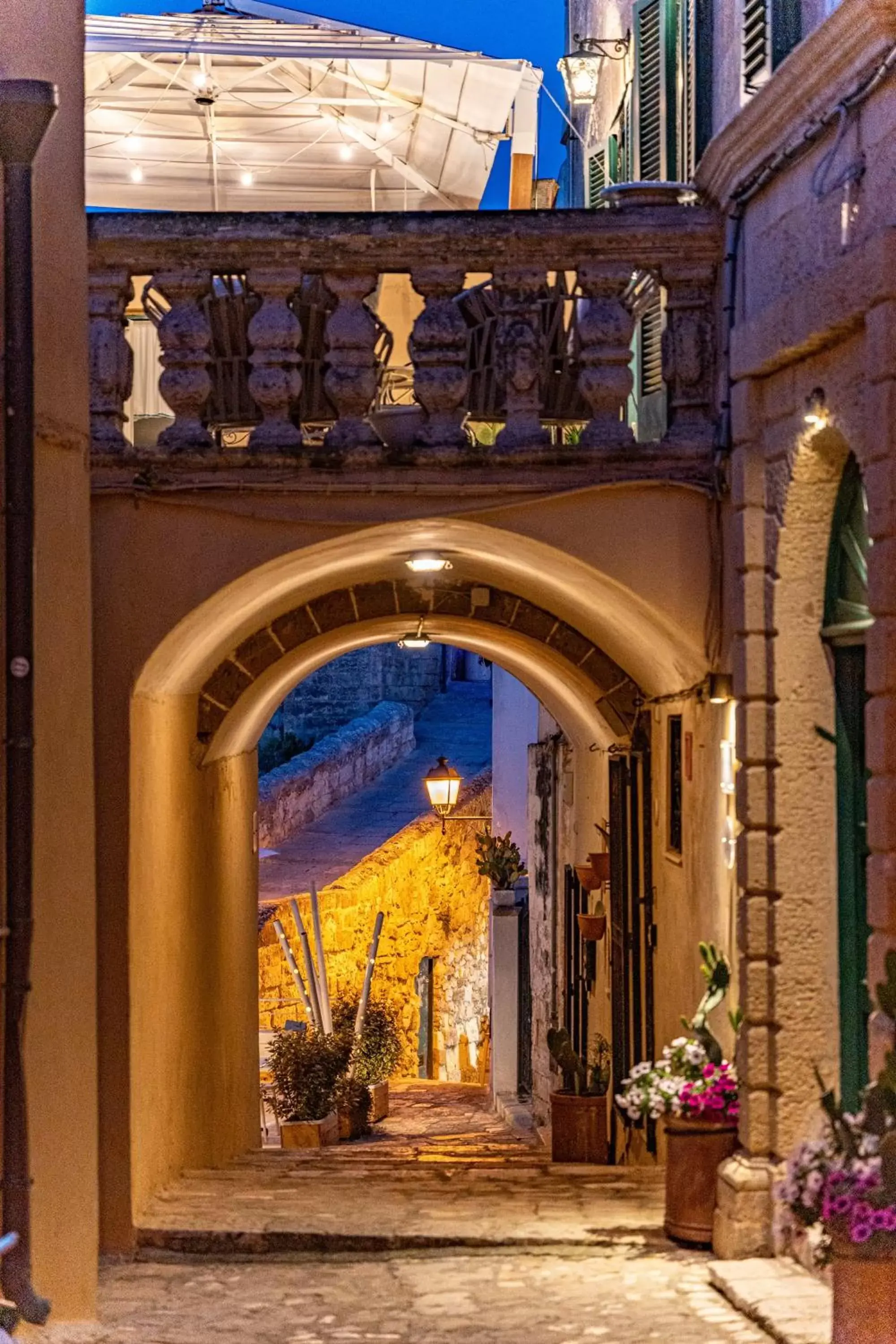 Facade/entrance in Palazzo De Mori